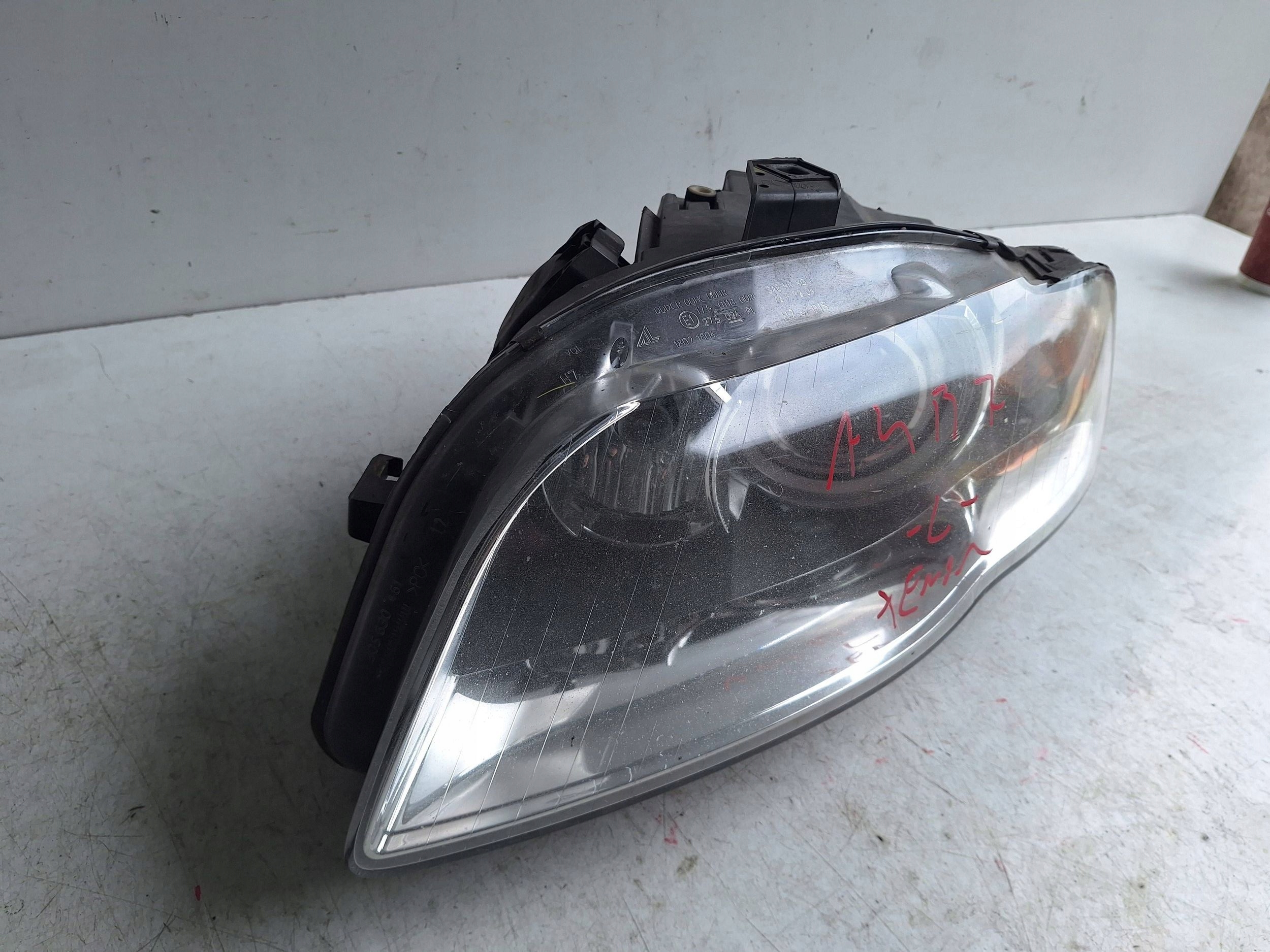 AUDI A4 B7 8E 05-08 light left XENON UK-ANGLIK 8E0941029AT