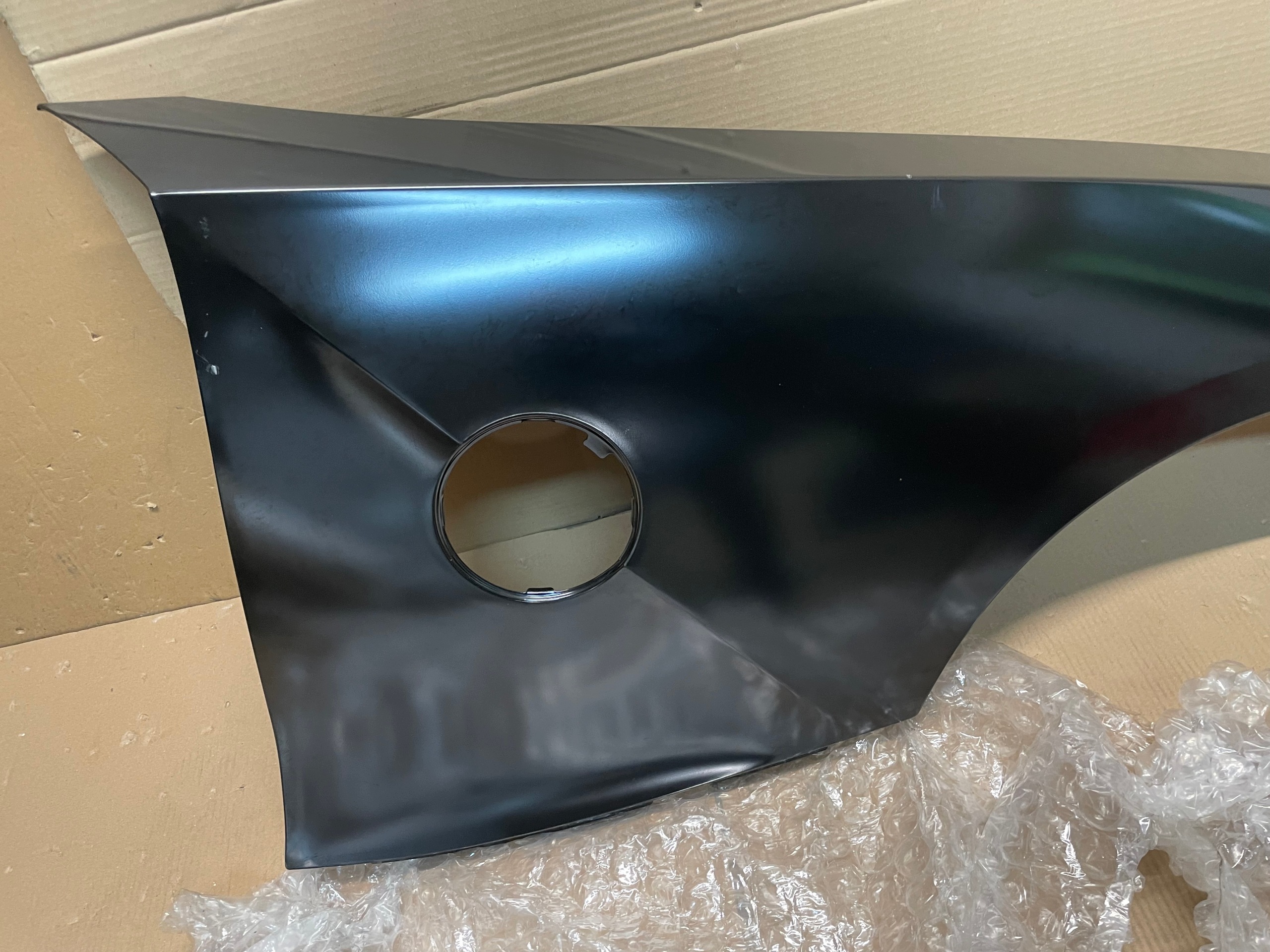 parafango anteriore destra BMW Z4 E85 E86 nuovo originale