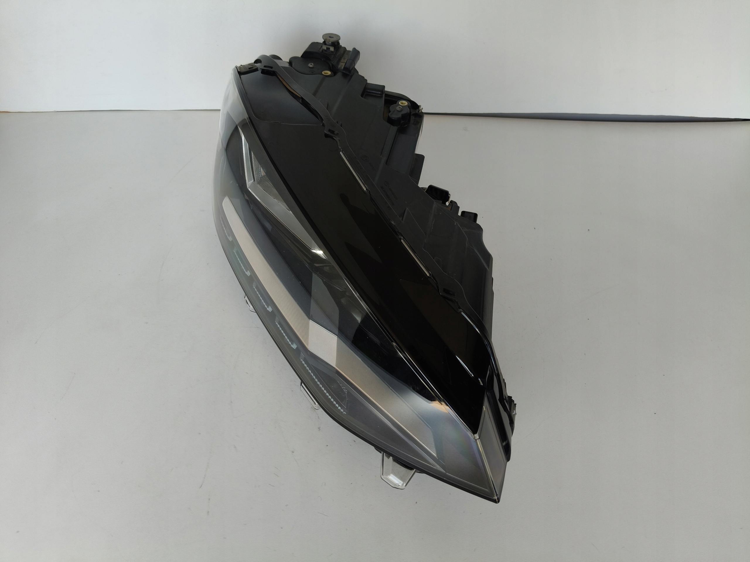 light right REFLEKTOR VW GOLF SPORTSVAN 510 17- LIFT LED