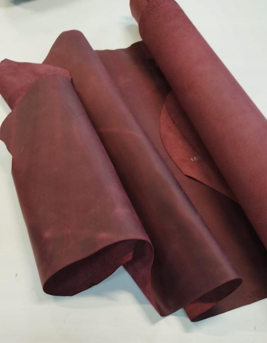 Bordó Přírodní kůže Typu Crazy Horse s Pullap efektem gr 1.5-1.6 mm