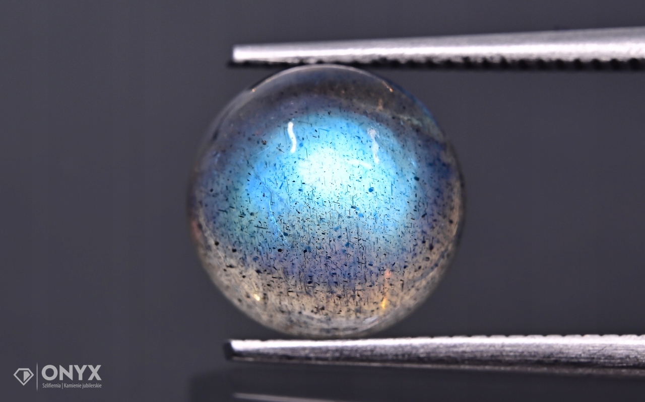 Labradorit kabošon A kulatý fi 9 mm