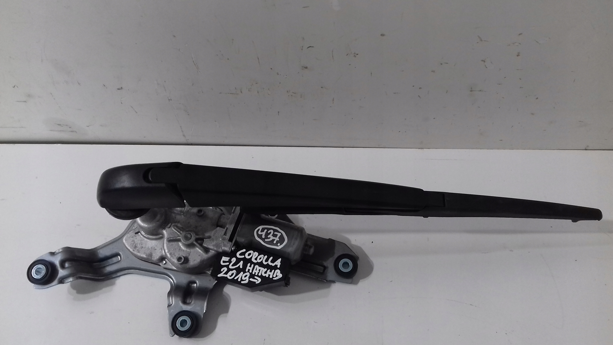 TOYOTA COROLLA E21 Motor wischerarm HB 259600-3631 (437)