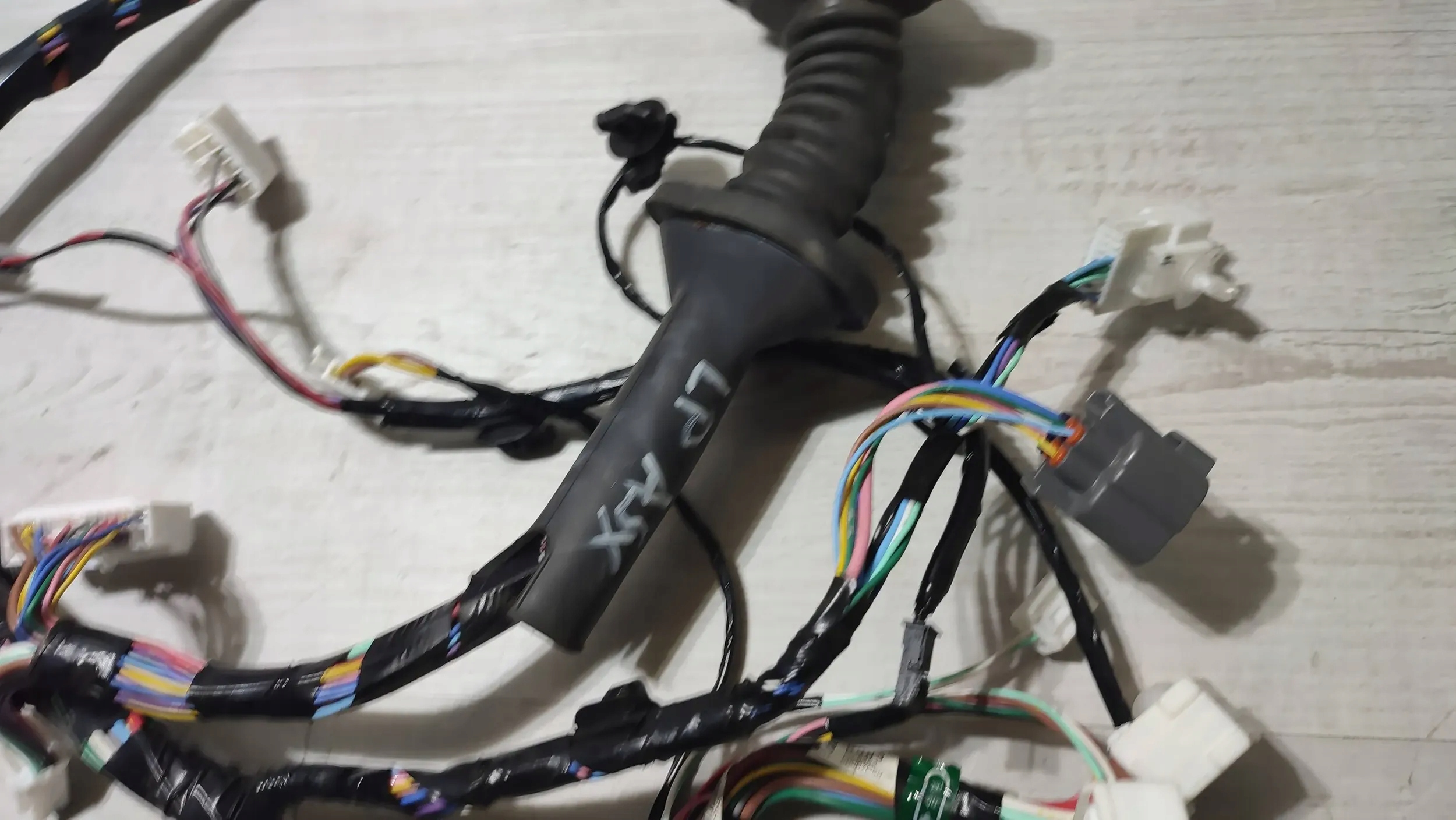 Mitsubishi ASX 18r. 1.6DiD front side left bundle przewodow door