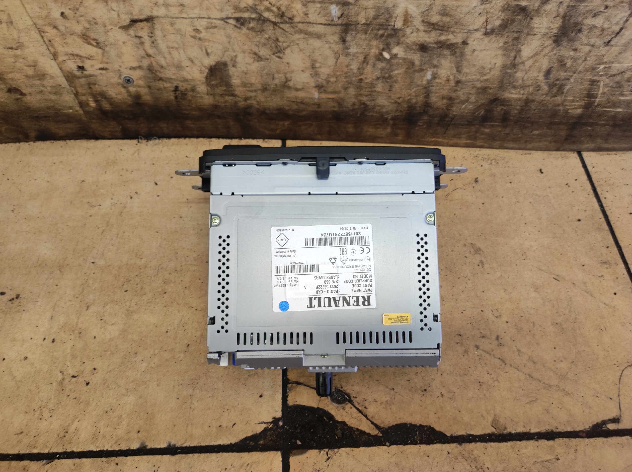 радио VIVARO b TRAFIC III 3