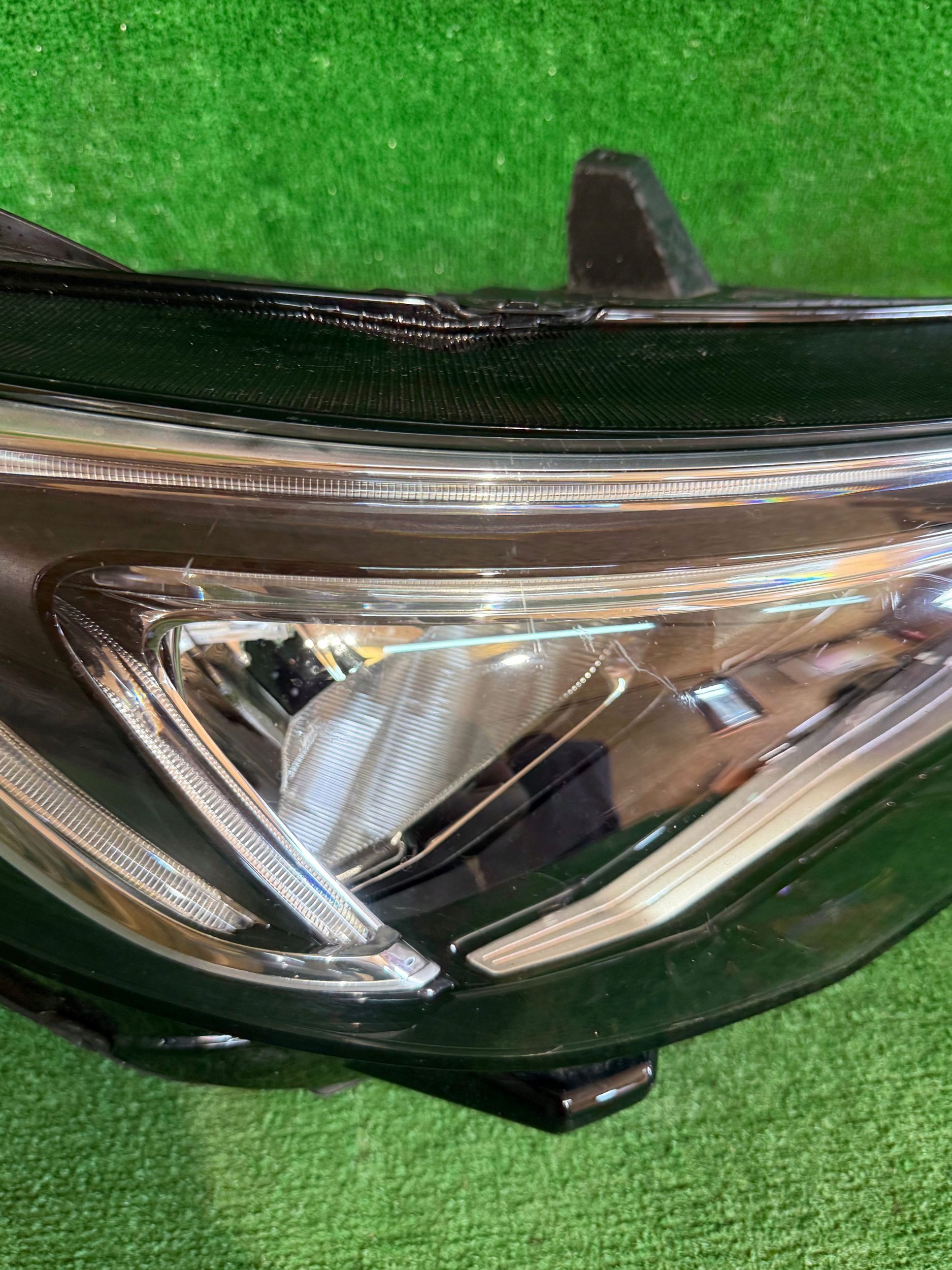 REFLEKTOR right OPEL GRANDLAND X led nr:530
