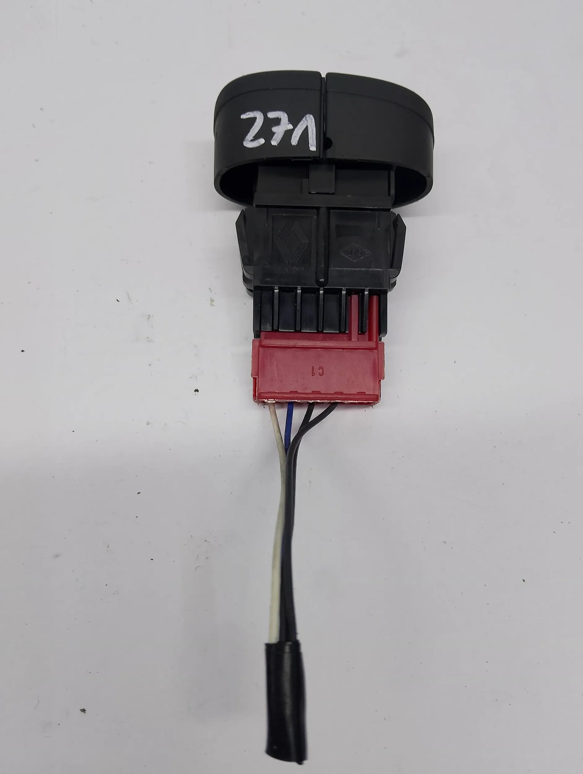 button switch switch of the heating windows of the rear Renault 841243B