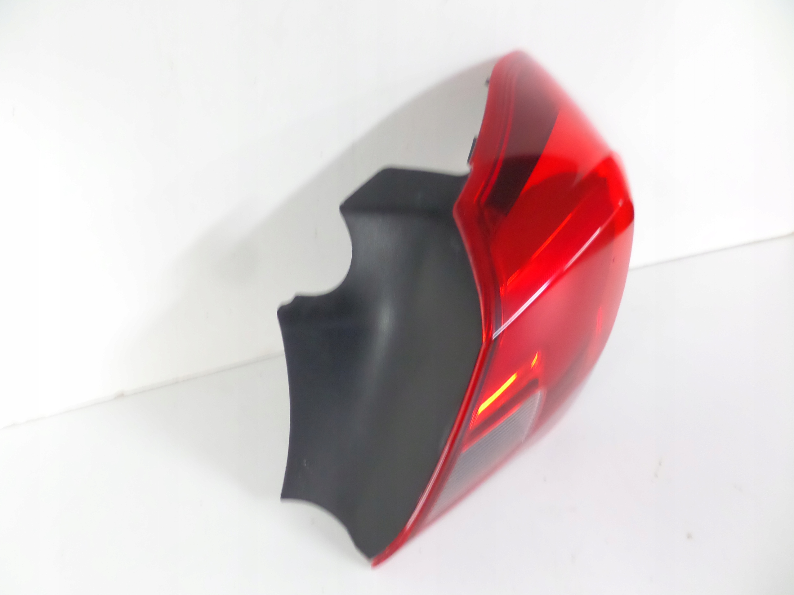 light rear rear part right OPEL CORSA E 14- 3DRZWI