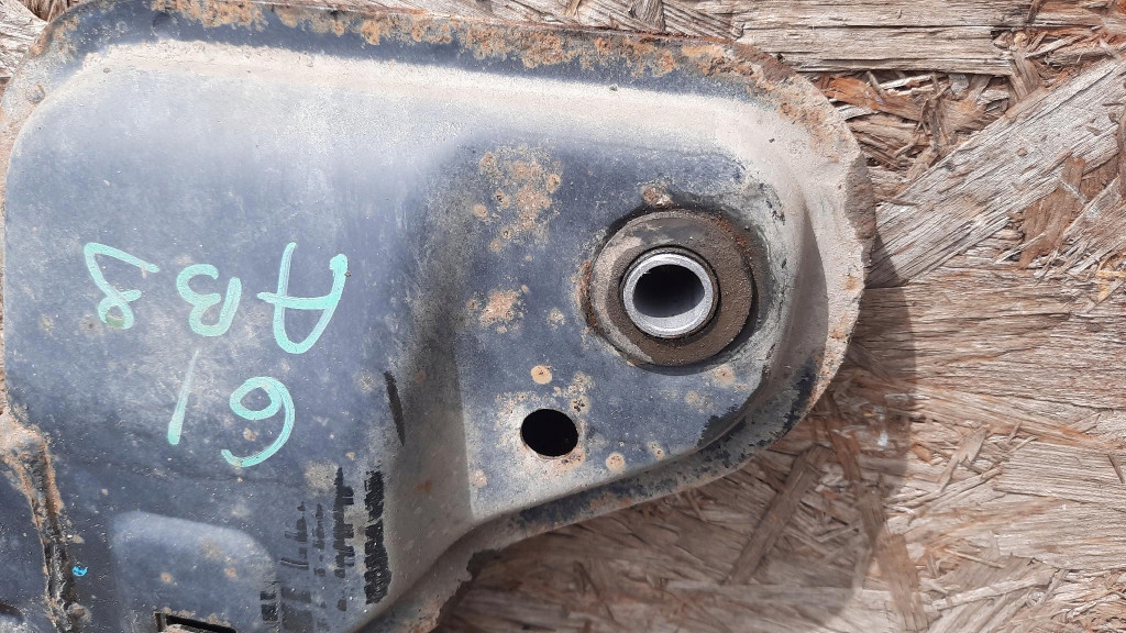 подрамник перед Hyundai атос II 1.1b 05R