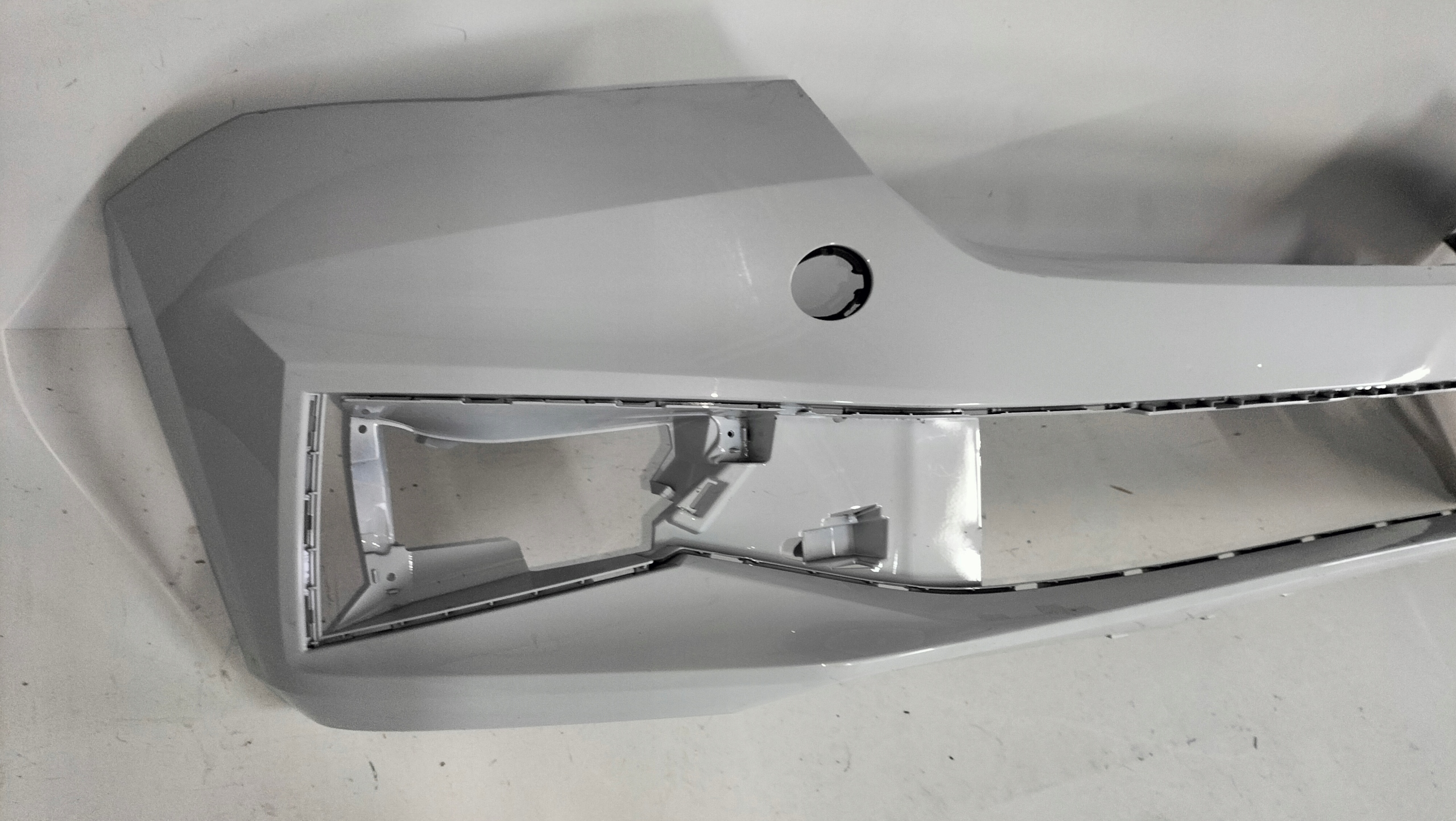 FRONTSTOSSSTANGE VORNE SKODA FABIA 4 IV 6VA 21