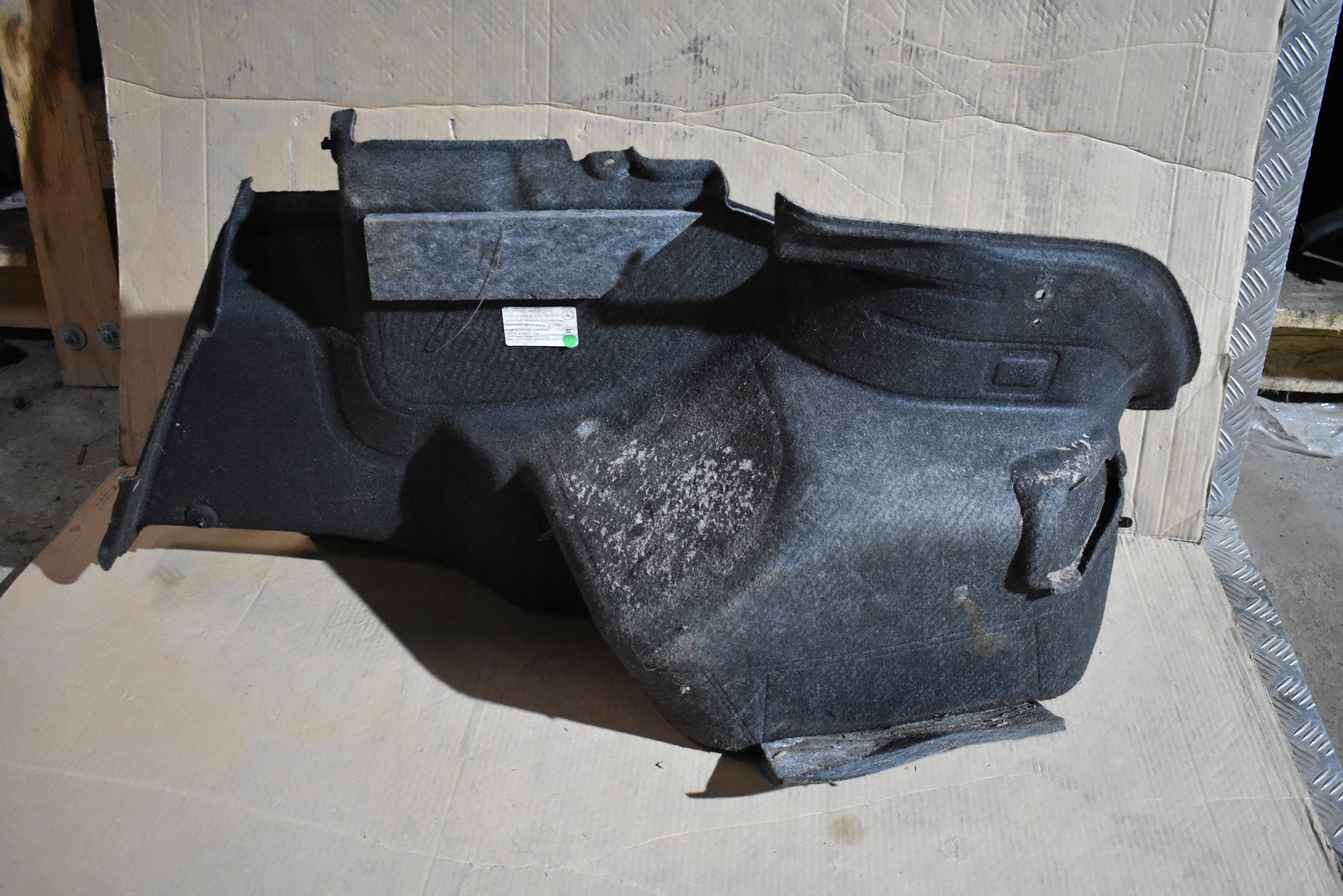 boot upholstery left MERCEDES W205 1