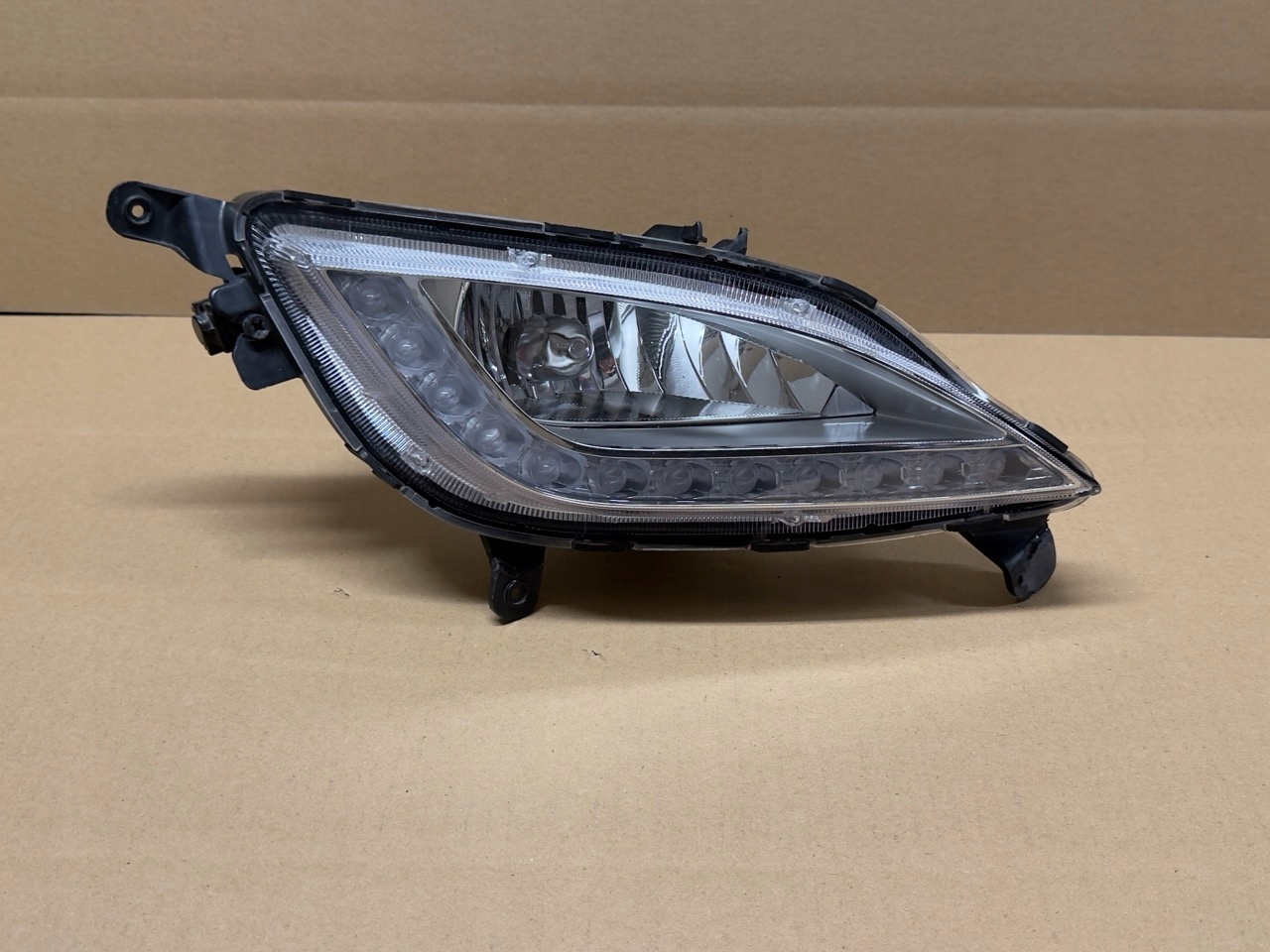 HYUNDAI I30 II PRAWY HALOGEN LED DRL PRZÓD PRZEDNI