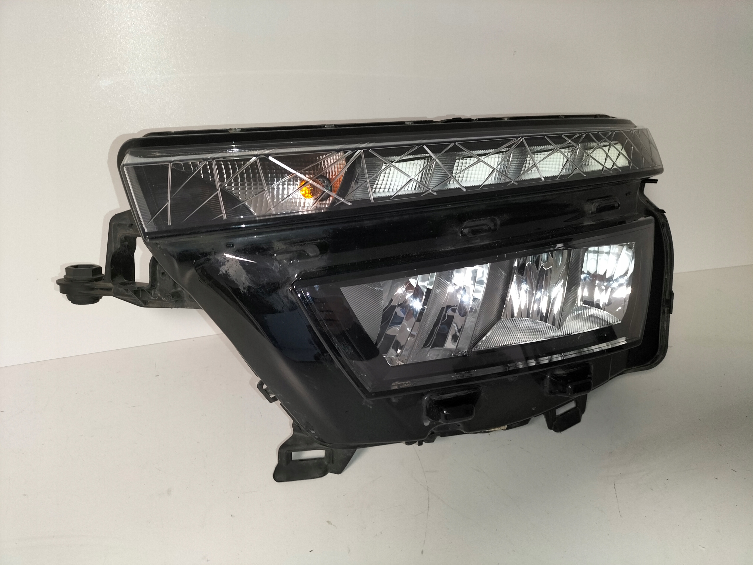 light front reflektor left SKODA KAMIQ 19- FULL LED CRYSTAL LIGHTING