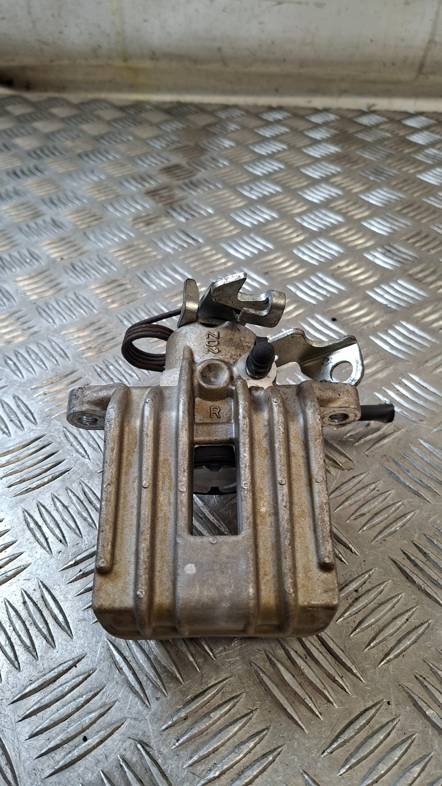 caliper brake right rear part VW PASSAT B5 1.9TDI