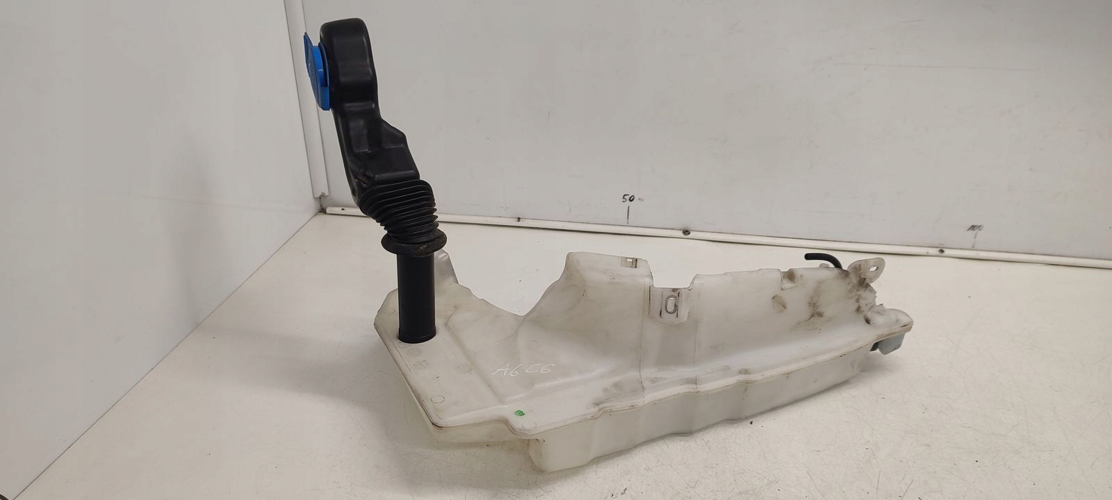 Behälter Spritzdüse Audi A6 C6 3,0 TDI Allroad