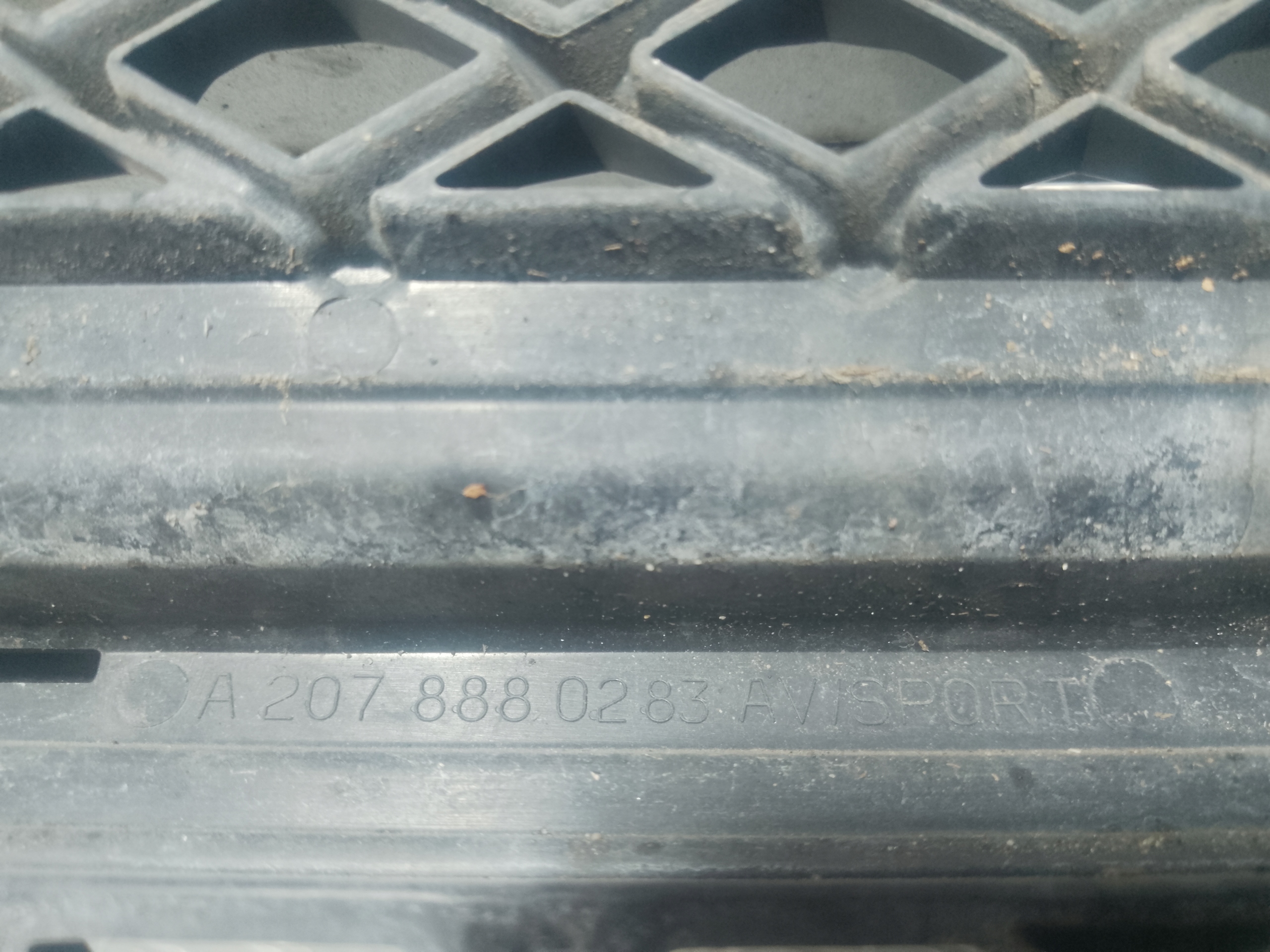 Mercedes-Benz E-Klasse W207 Kühlergrill FRONTGRILL Kühlergitter A2078880283 - Thumbnail 8