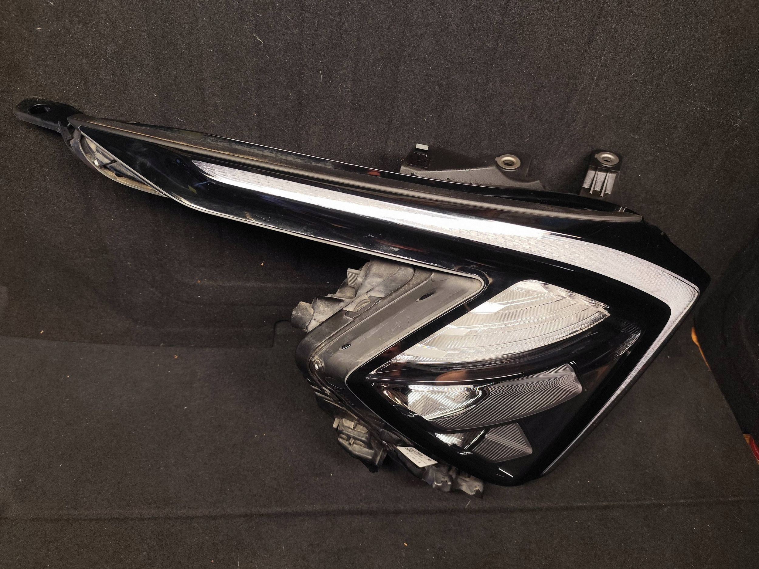 KIA SPORTAGE V light front right FULL LED R292112020 complete DEMONTAZ