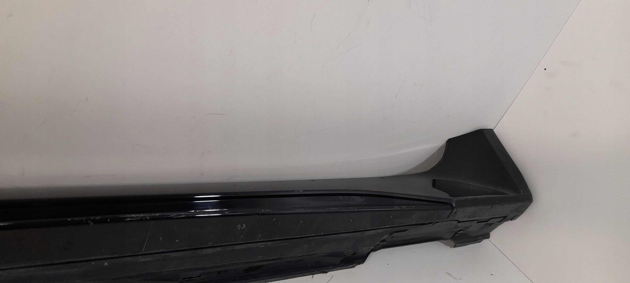 Audi RS6 C8 moulding threshold left 4K0853855B (T335)