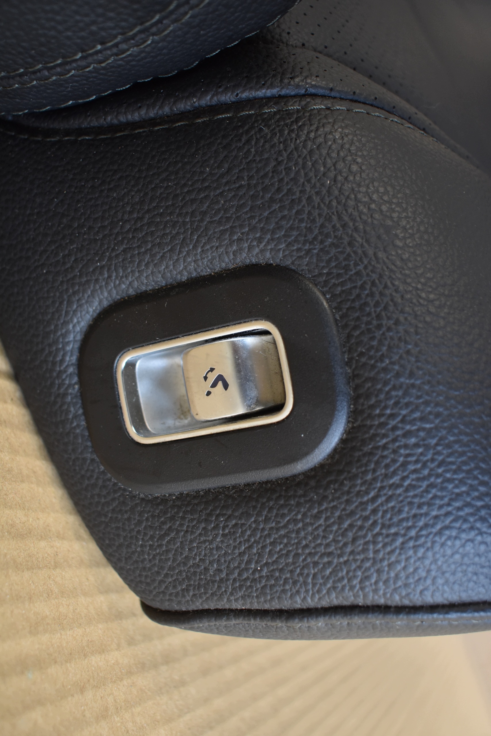 parfait état siège 2 rangée droite MERCEDES X167 GLS 1