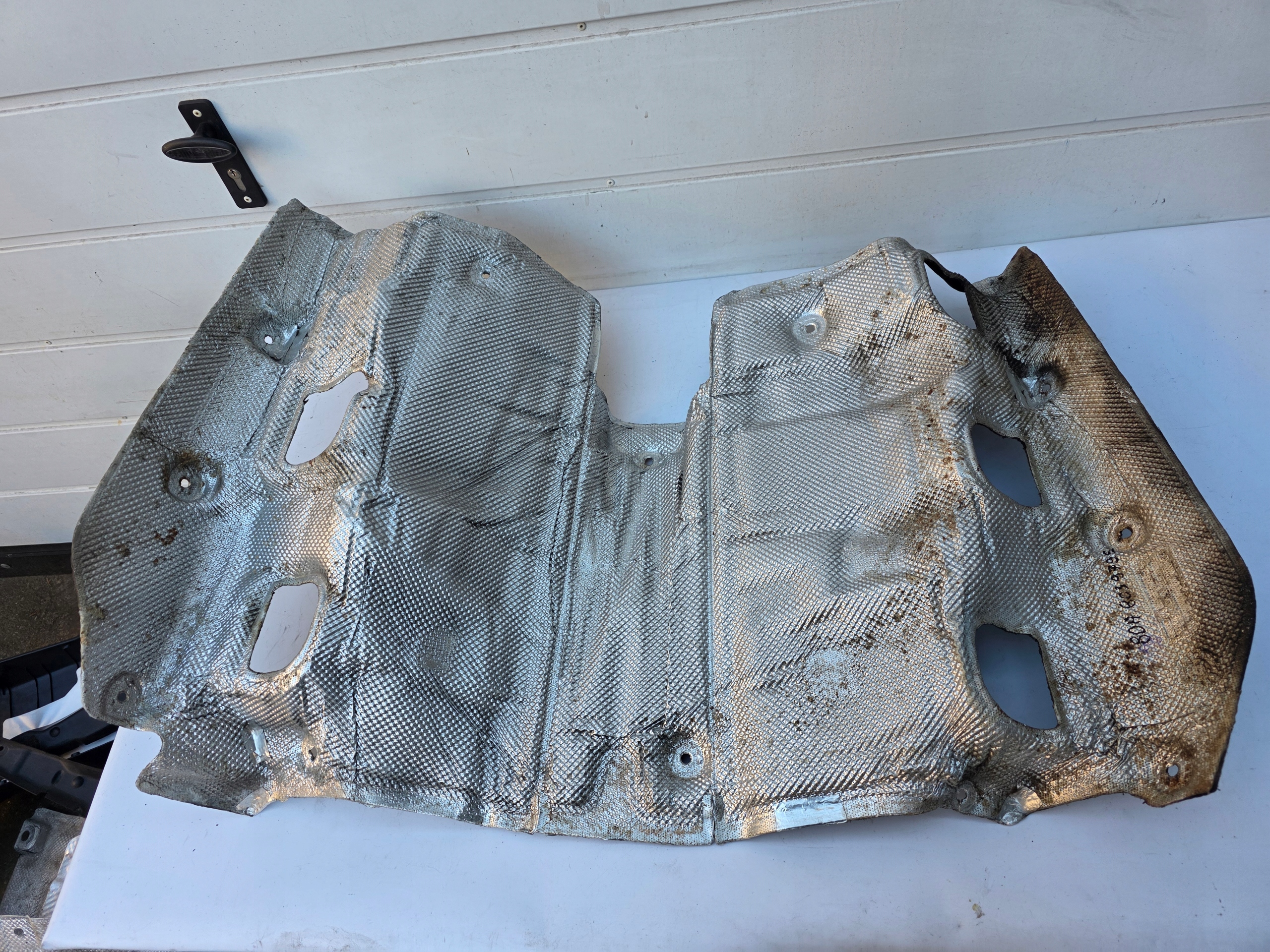 Blende Abdeckung TERMICZNA TUNELU AUDI Q5 80A II FY 80A803979E