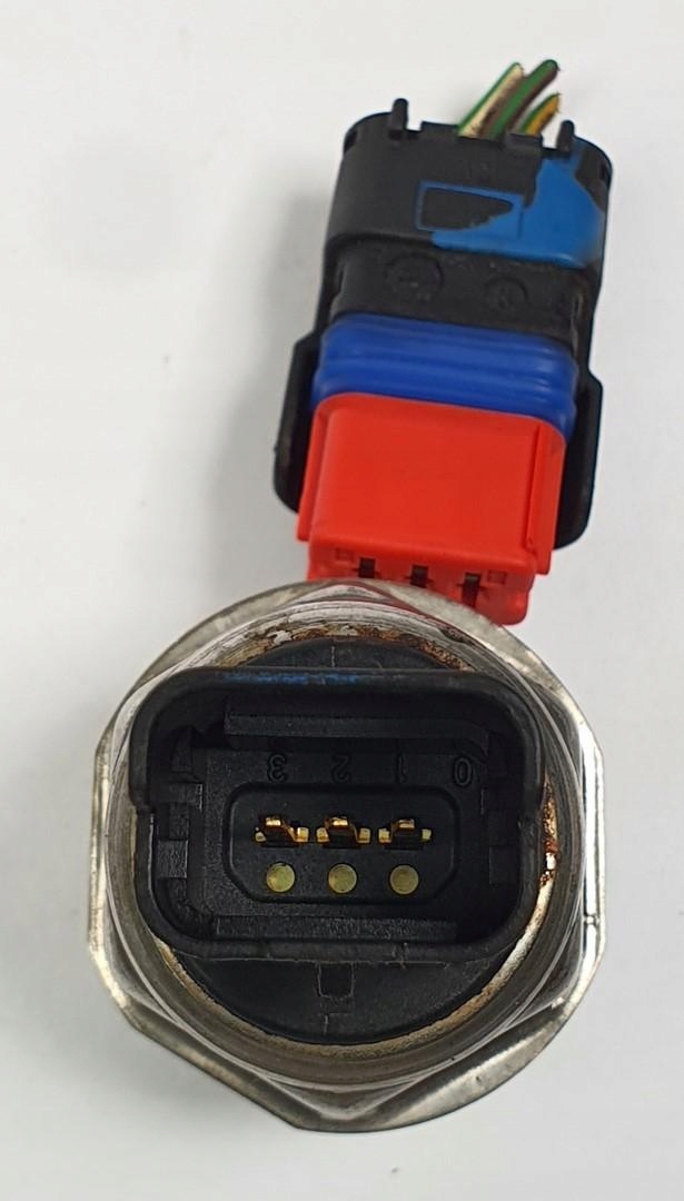 CZUJNIK CIŚNIENIA PALIWA VOLVO V50 2.0 D 9658227880 Typ samochodu Samochody osobowe