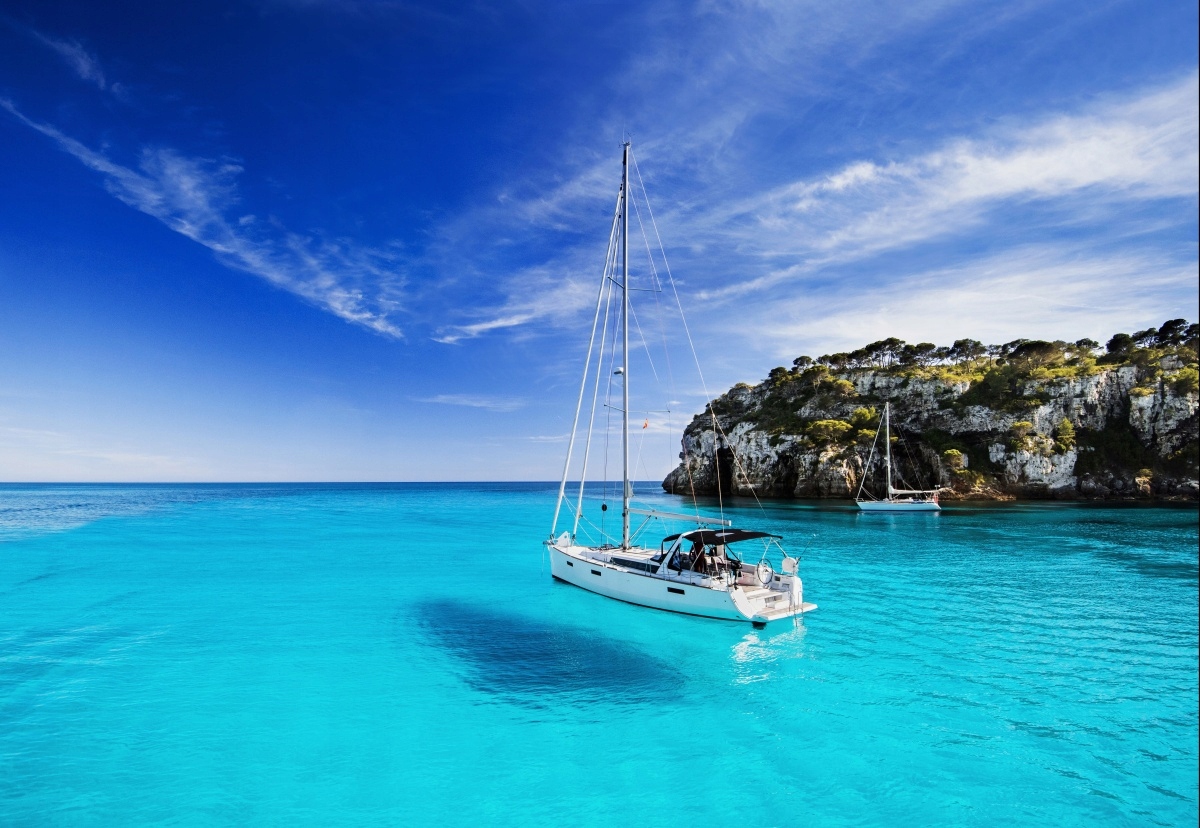 

Fototapeta Flizelinowa Żaglówka Menorca 152x104