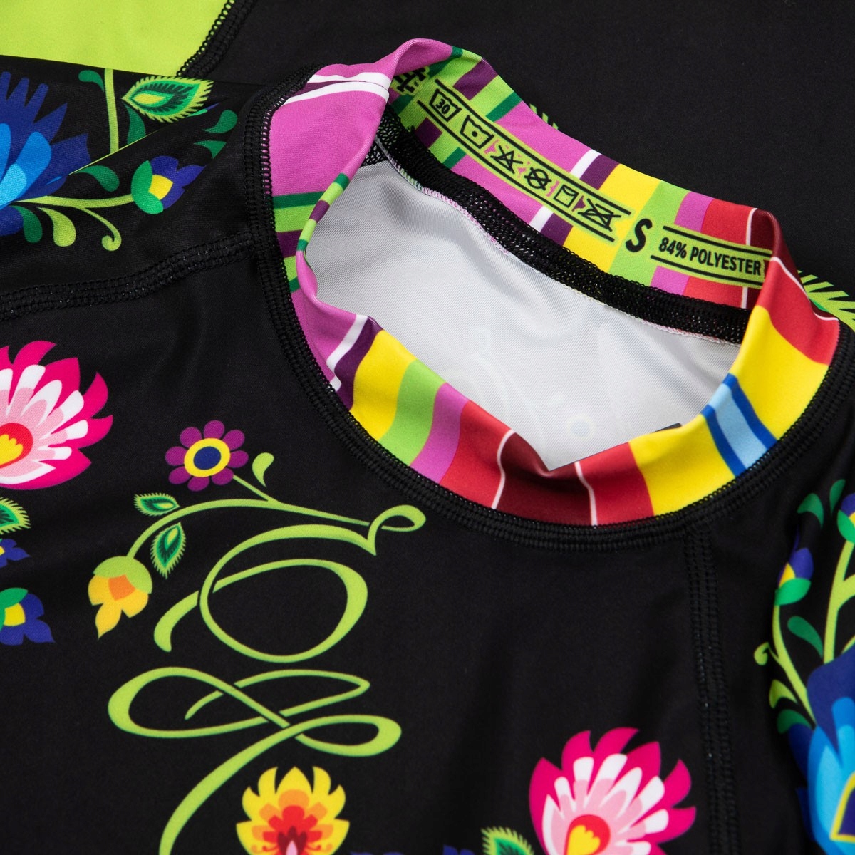 RASHGUARD DAMSKI Z RĘKAWEM EXTREME HOBBY FOLK L Dekolt okrągły