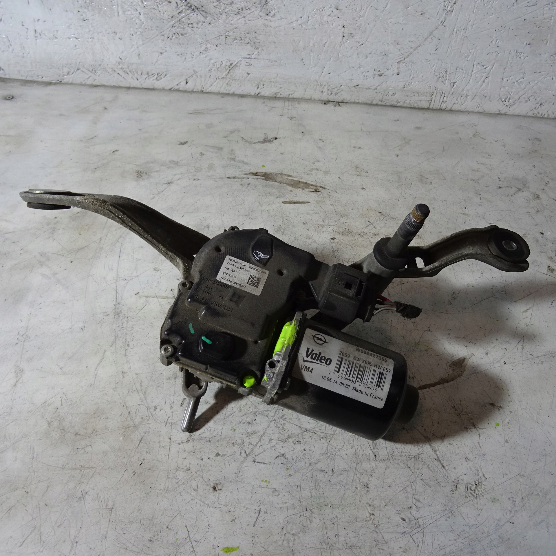 OPEL ZAFIRA C механизм стеклоочистителя W000027199