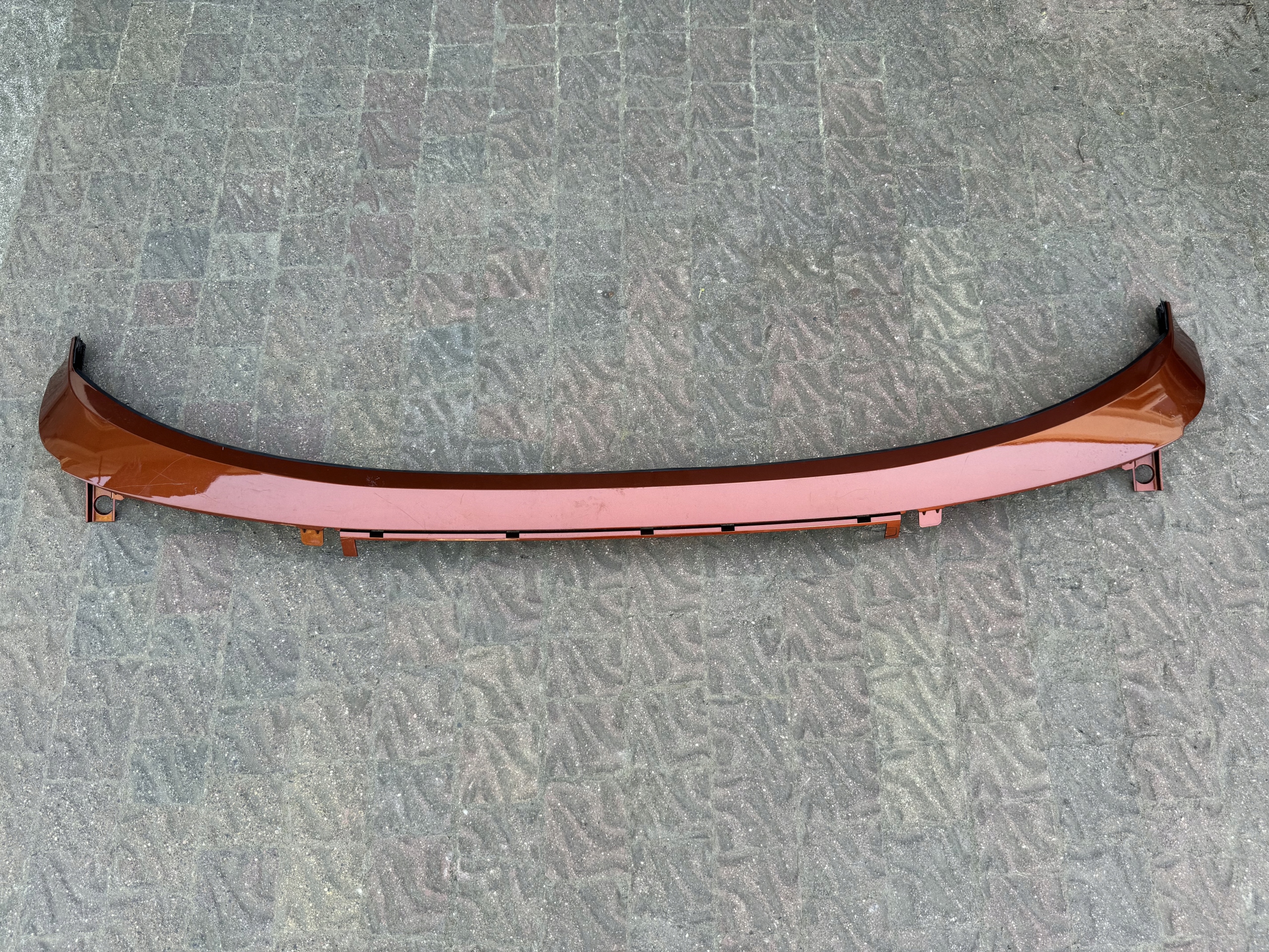 BLENDA LOTKA NAKŁADKA KLAPY TYŁ SUZUKI SX4 S-CROSS 21r-> 839D1-63T00