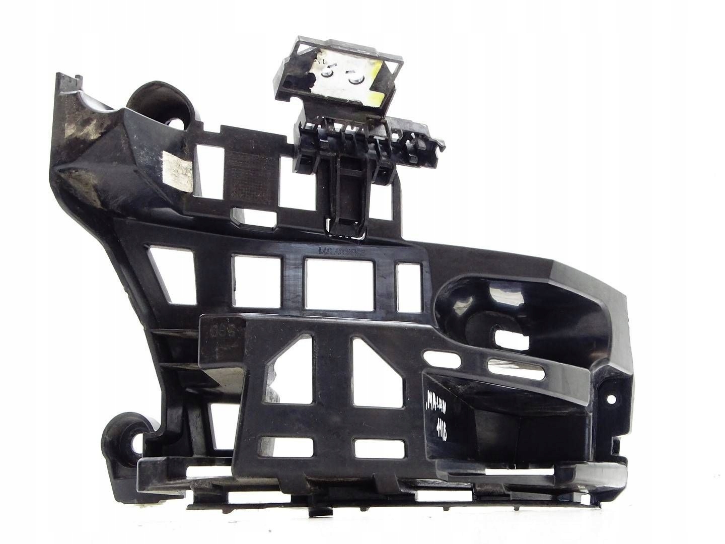 Support montage pare-chocs Arrière Porsche Macan (95B) 95B807571