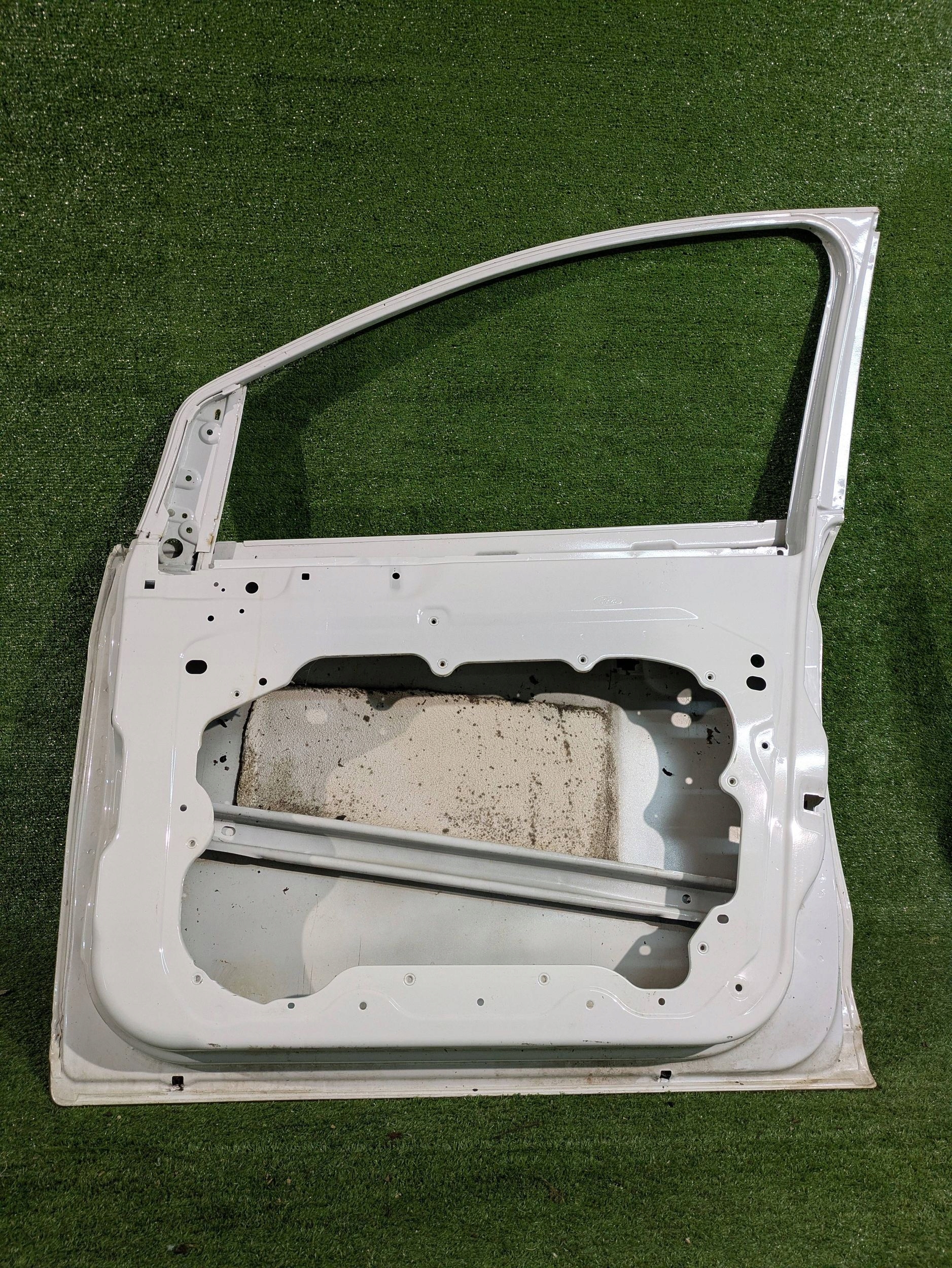 door front right right front FORD KUGA MK1 NR.4081