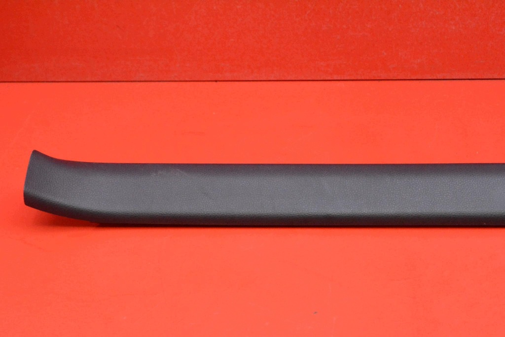 moulding threshold left front 67914-52280 TOYOTA YARIS 4 IV GR 20