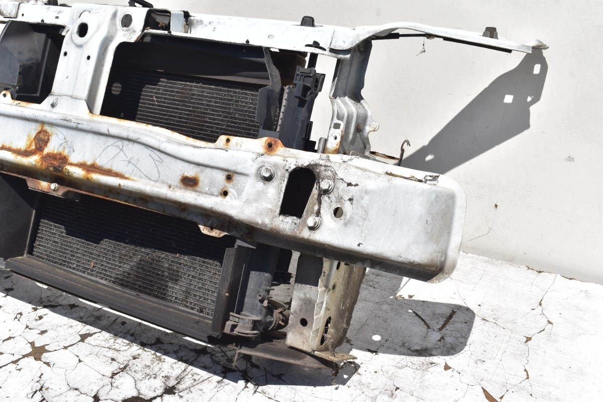 support panel for radiators DACIA SANDERO II pre facelift 2012-2016 1.2B 75 KM D4F732 MANUAL