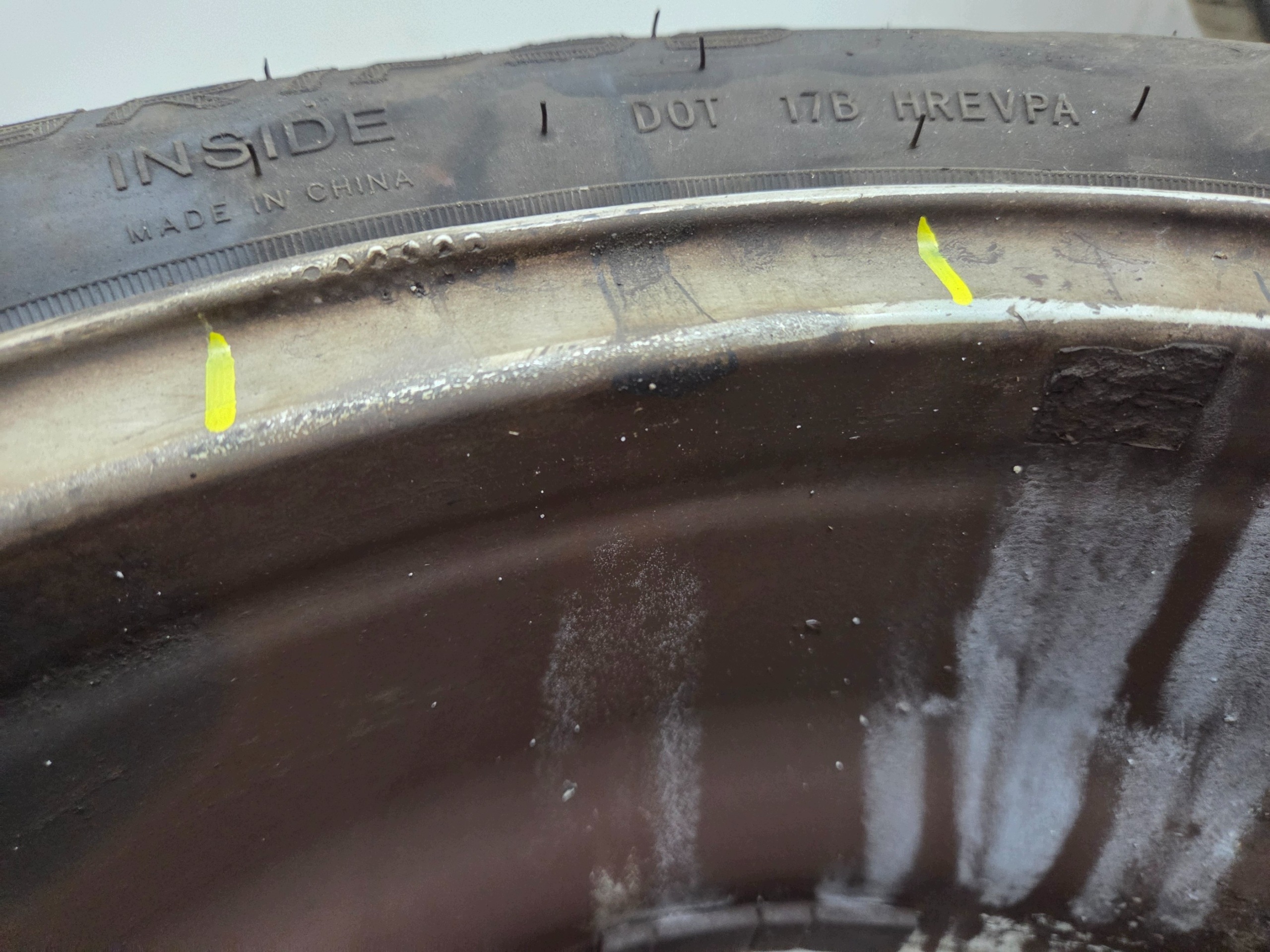 discs BMW E90 E91 16 CALI OE 6780907 KOMPLET