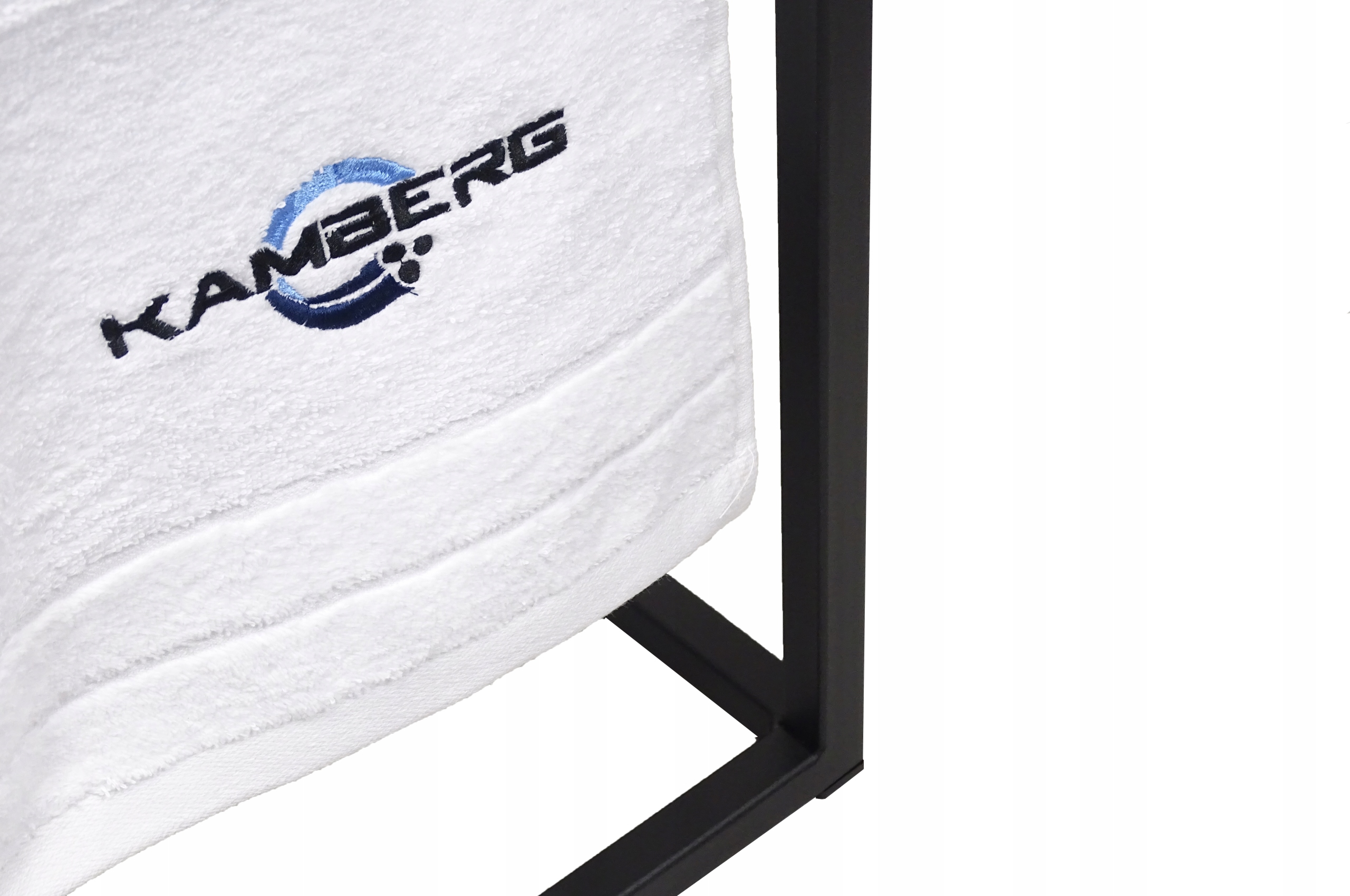 Stojak na ręczniki wieszak łazienkowy 4 60cm Szerokość 600 mm