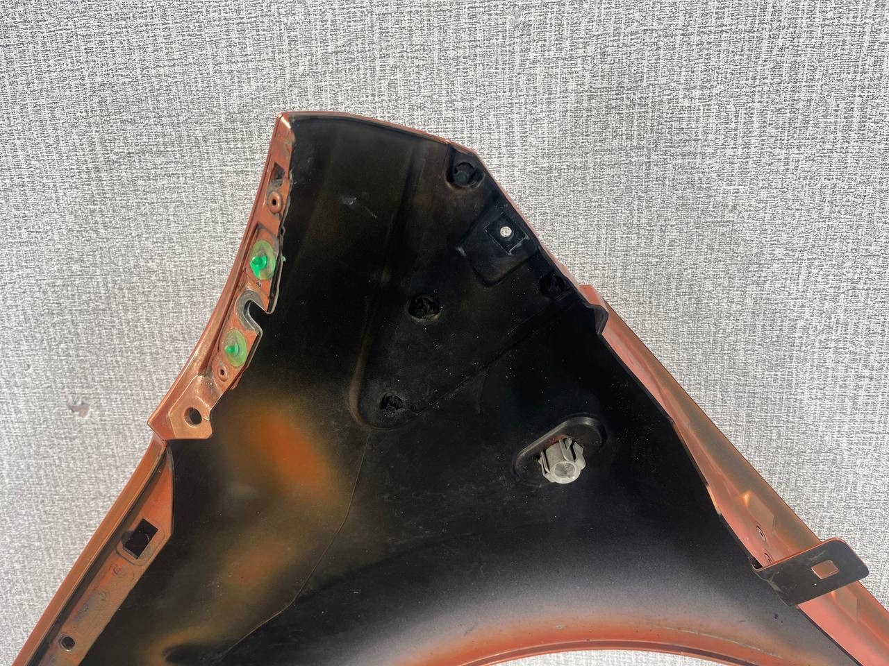 RENAULT TWINGO 2 II 2007-2014 fender right front 8200588325