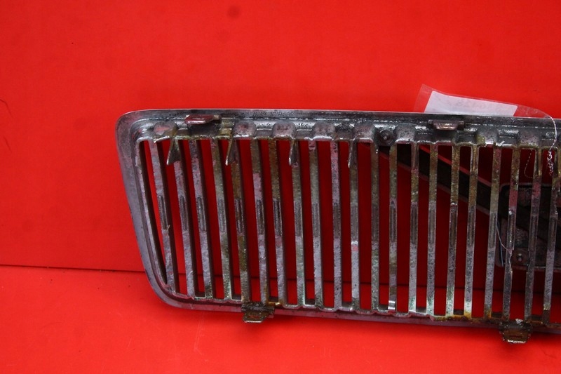 решетка радиатора хром 9178087 volvo S80 1 и 98-06