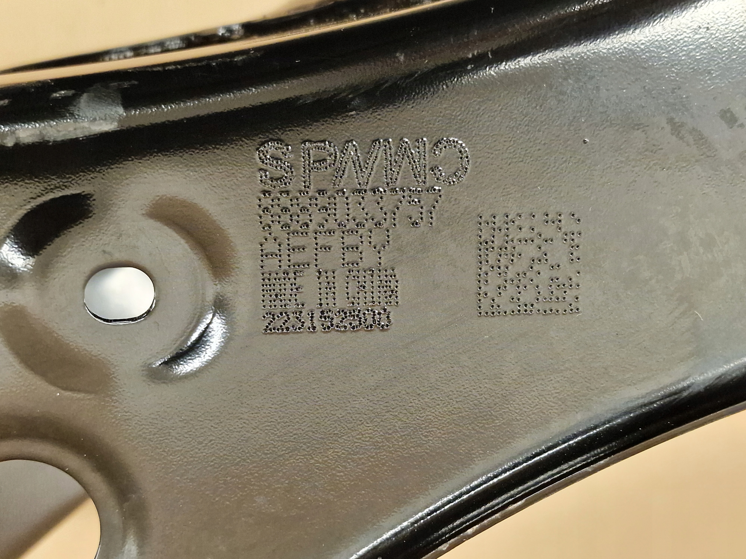 axle beam subframe axle beam TRAWERS LYNK&CO LYNK & CO