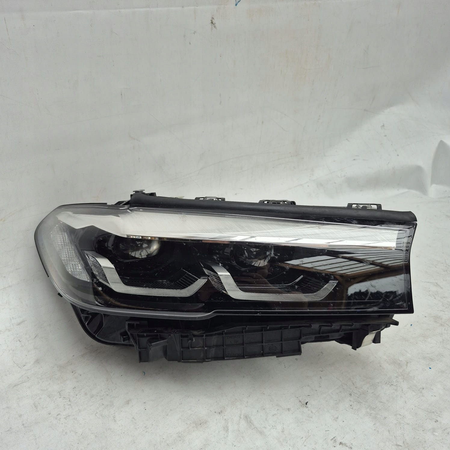 BMW 5 G30 G31 LIFT 20- light right front front FULL LED 5A388C4-04