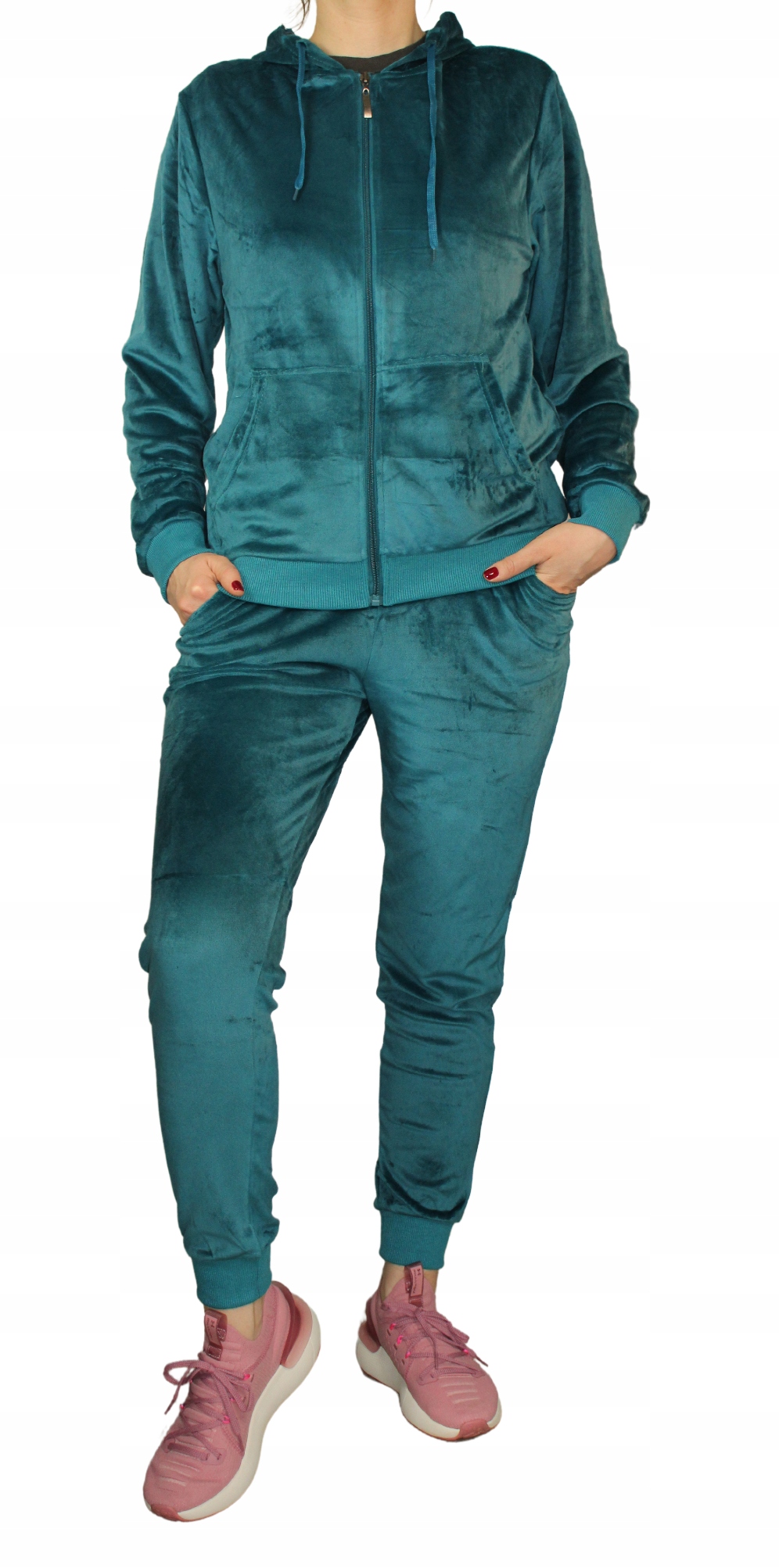 DRESOWY DAMSKI KOMPLET WELUROWY NOGAWKA NA ŚCIĄGACZU ROZMIAR 3XL Rozmiar 3XL