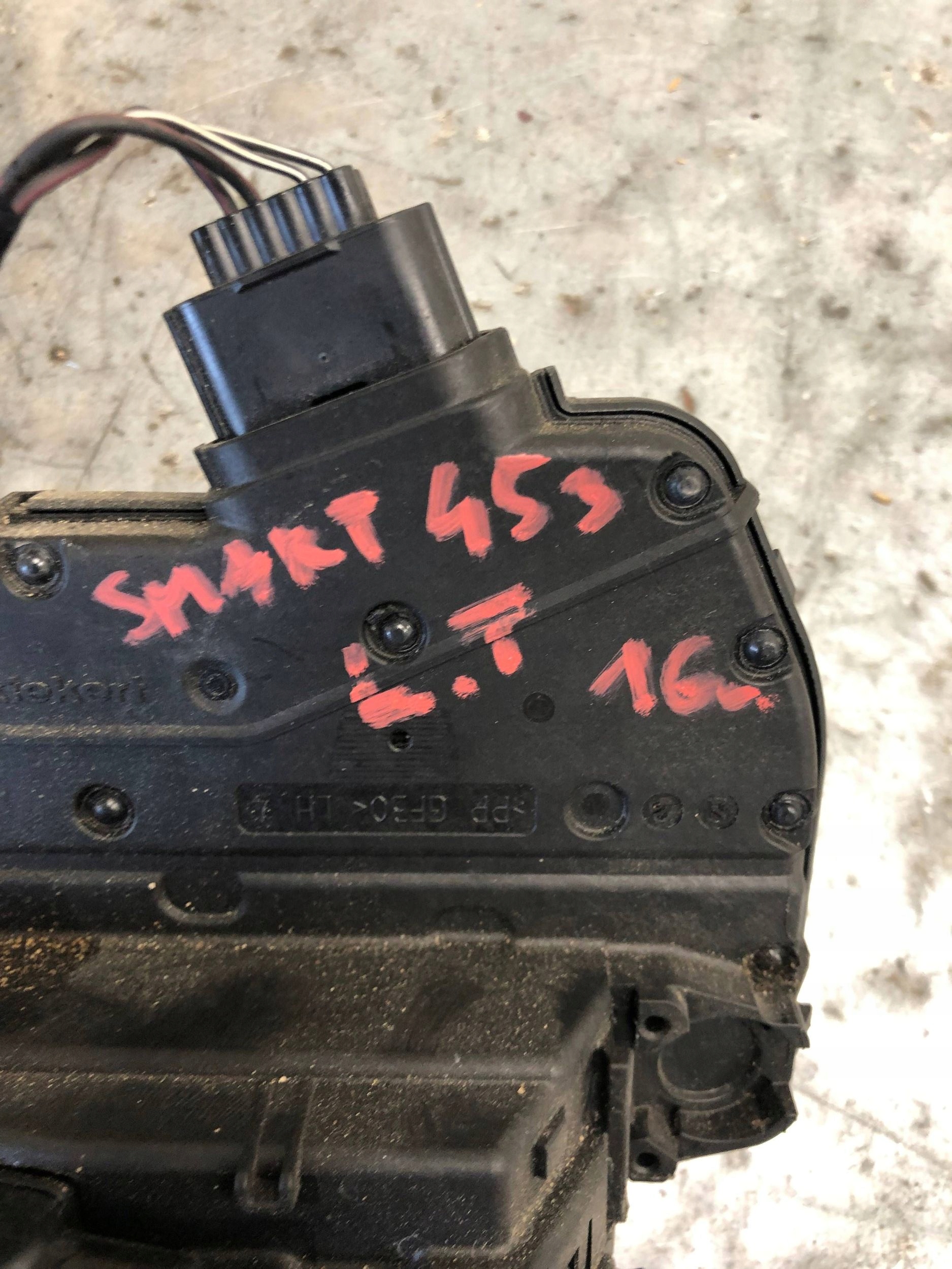 lock door left rear part SMART 453 A4537300100
