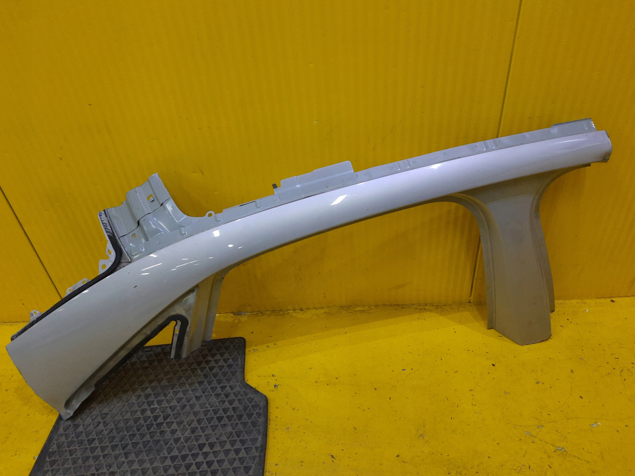 AUDI A3 8V SEDAN SLUPEK DACHOWY TYL PRAWY LX7Q Part manufacturer Audi original OE