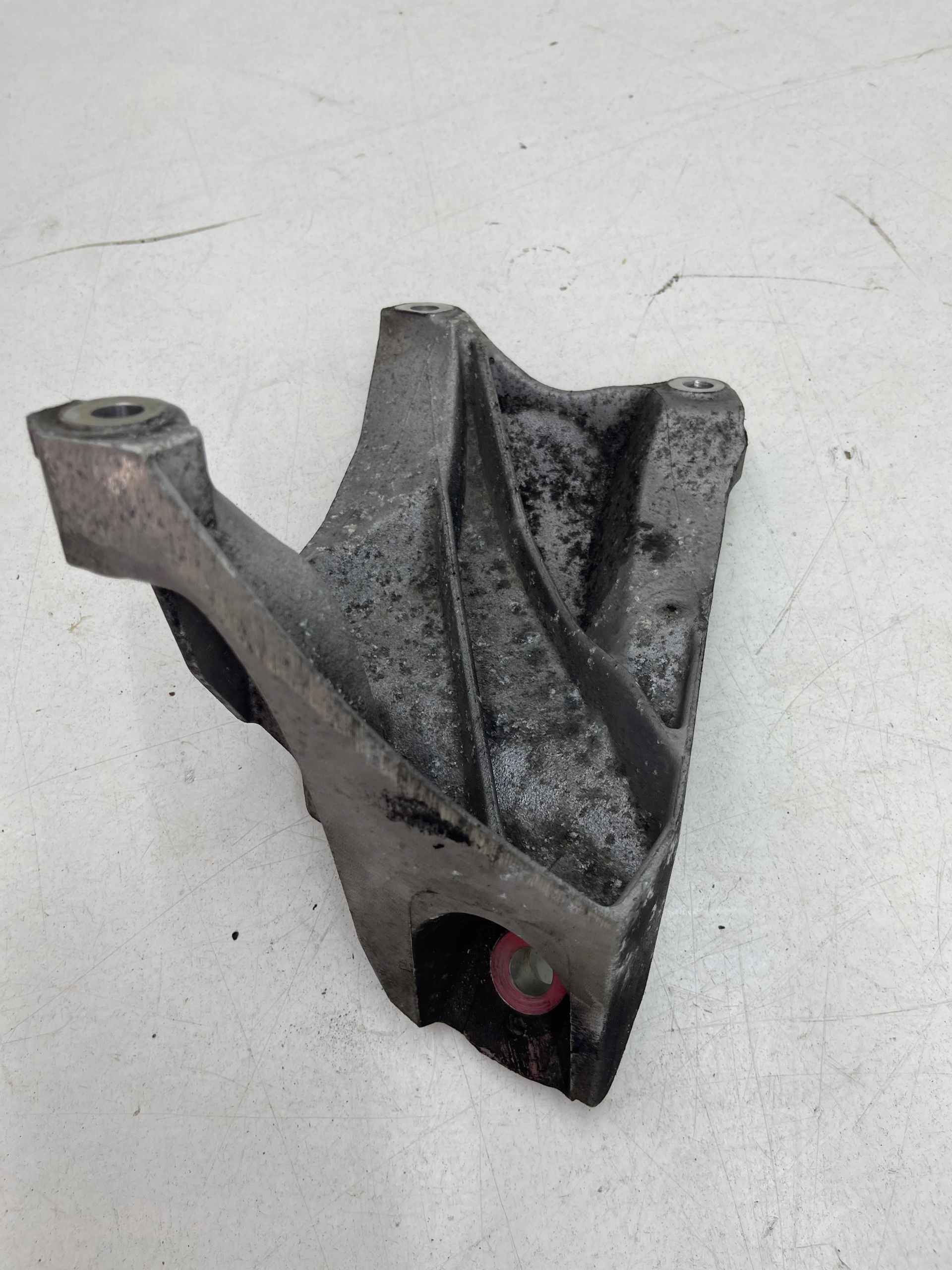 AUDI Q7 4L 4.2 TDI Support Support plaque Moteur