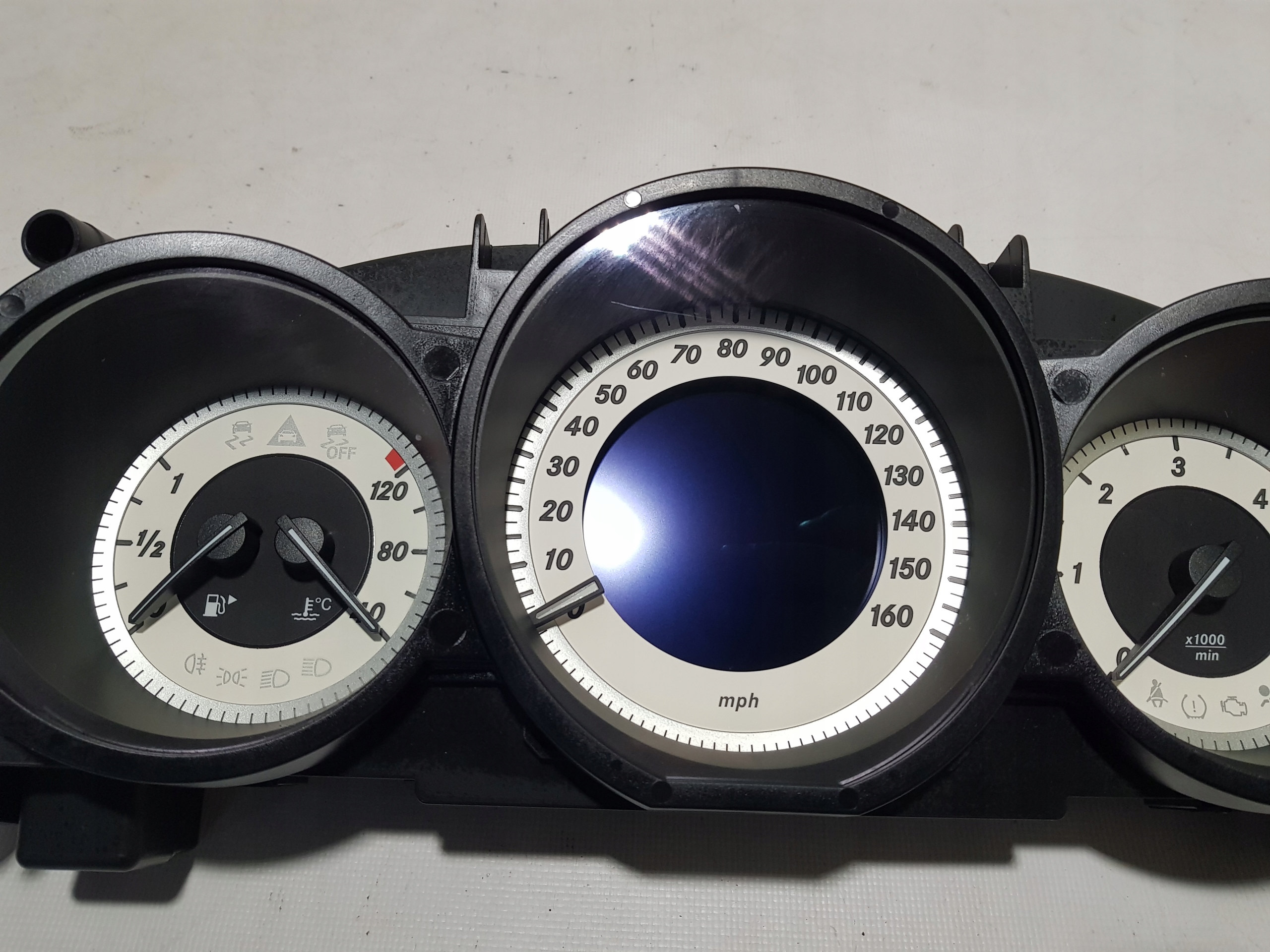 dials MERCEDES CLS W218 UK CDI 2189007004