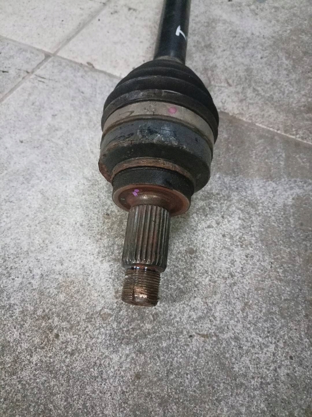 semi-axis rear part left side BMW 3 F30 2015 7637445