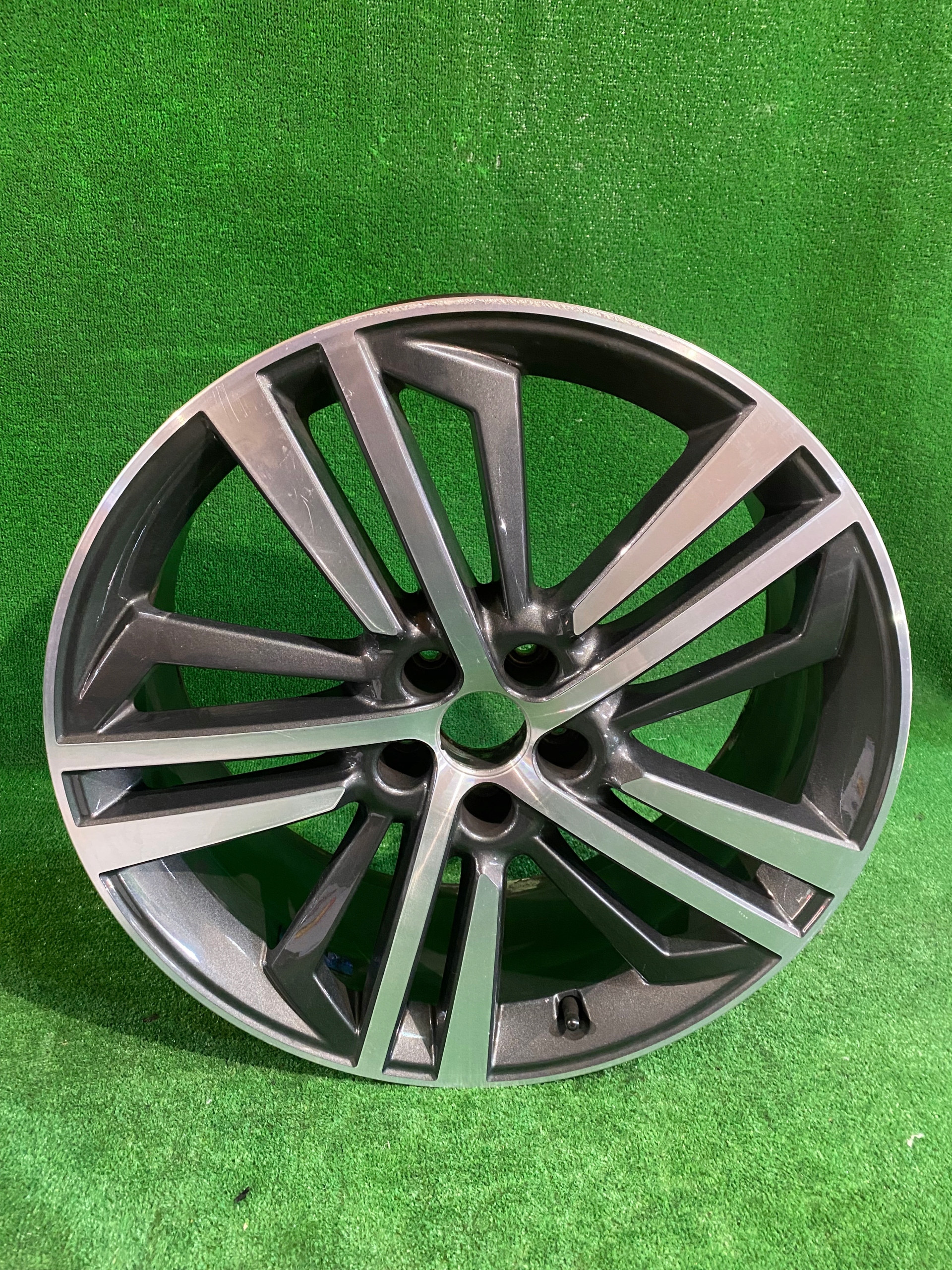 disk AUDI Q5 20” 8J ET39