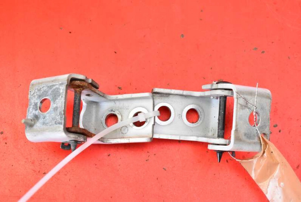 hinge hinges door right front PEUGEOT 208 3D 12-16