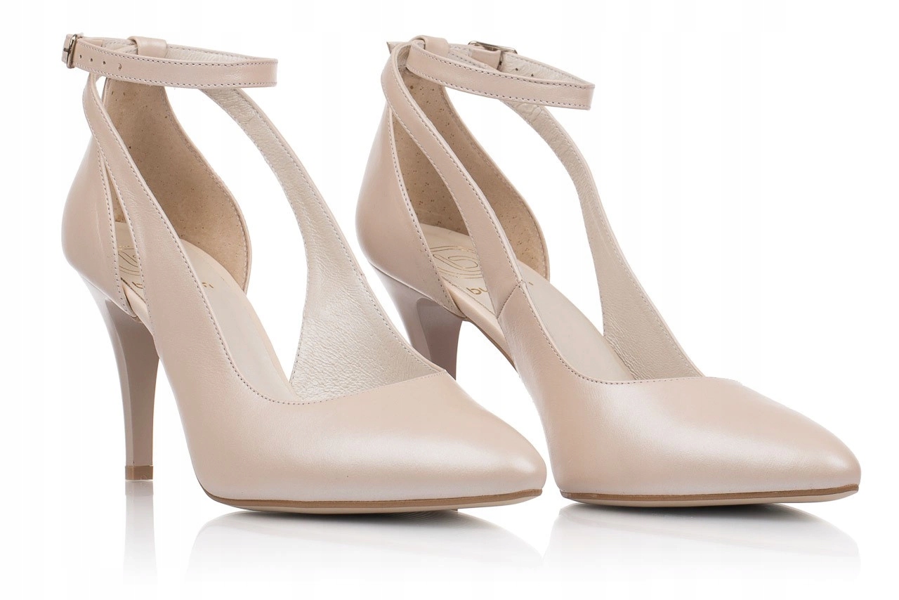 Kožené taneční lodičky se zapínáním na kotníky a výstřihem z ecru Livia 36