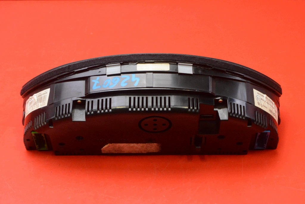 dials dials EU 8E0920900FX AUDI A4 B6 2.0 20V 130 KM 00-05