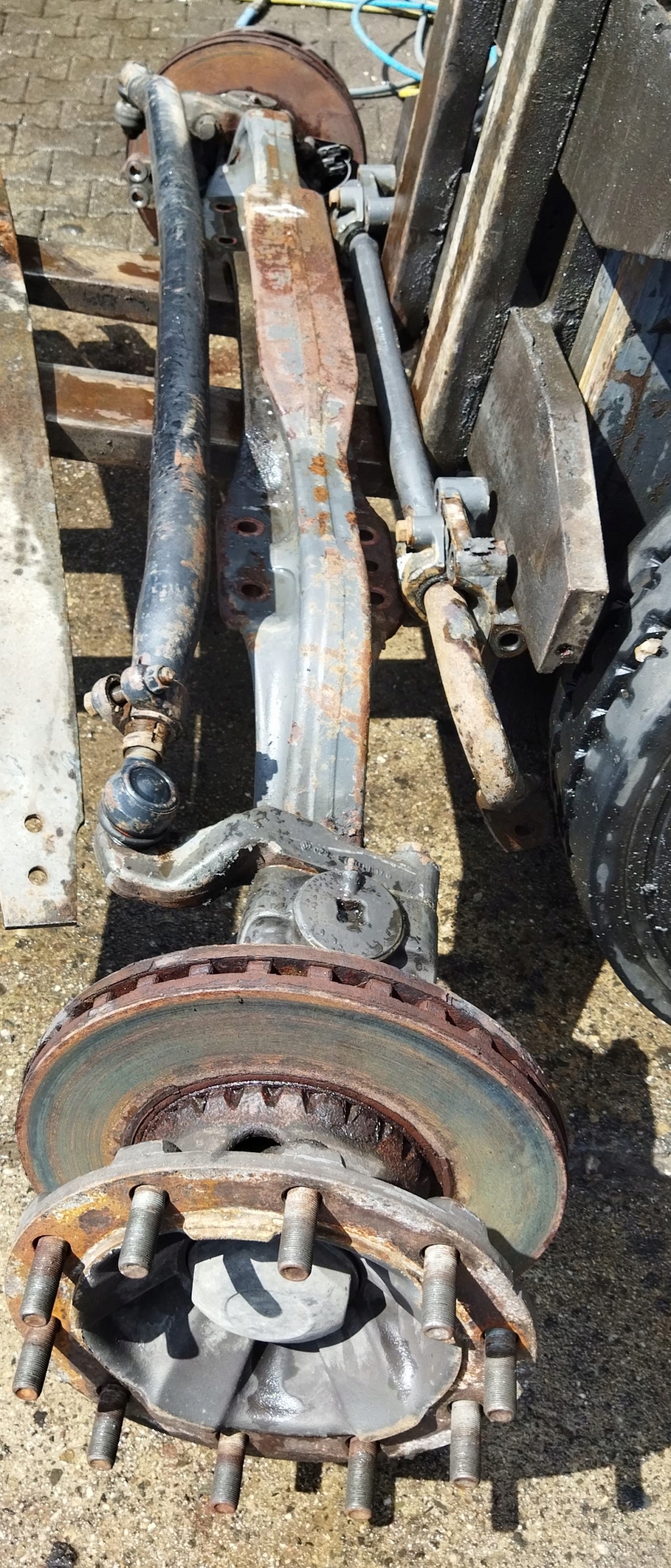 BELKA OŚ PRZEDNIA RENAULT PREMIUM DXI