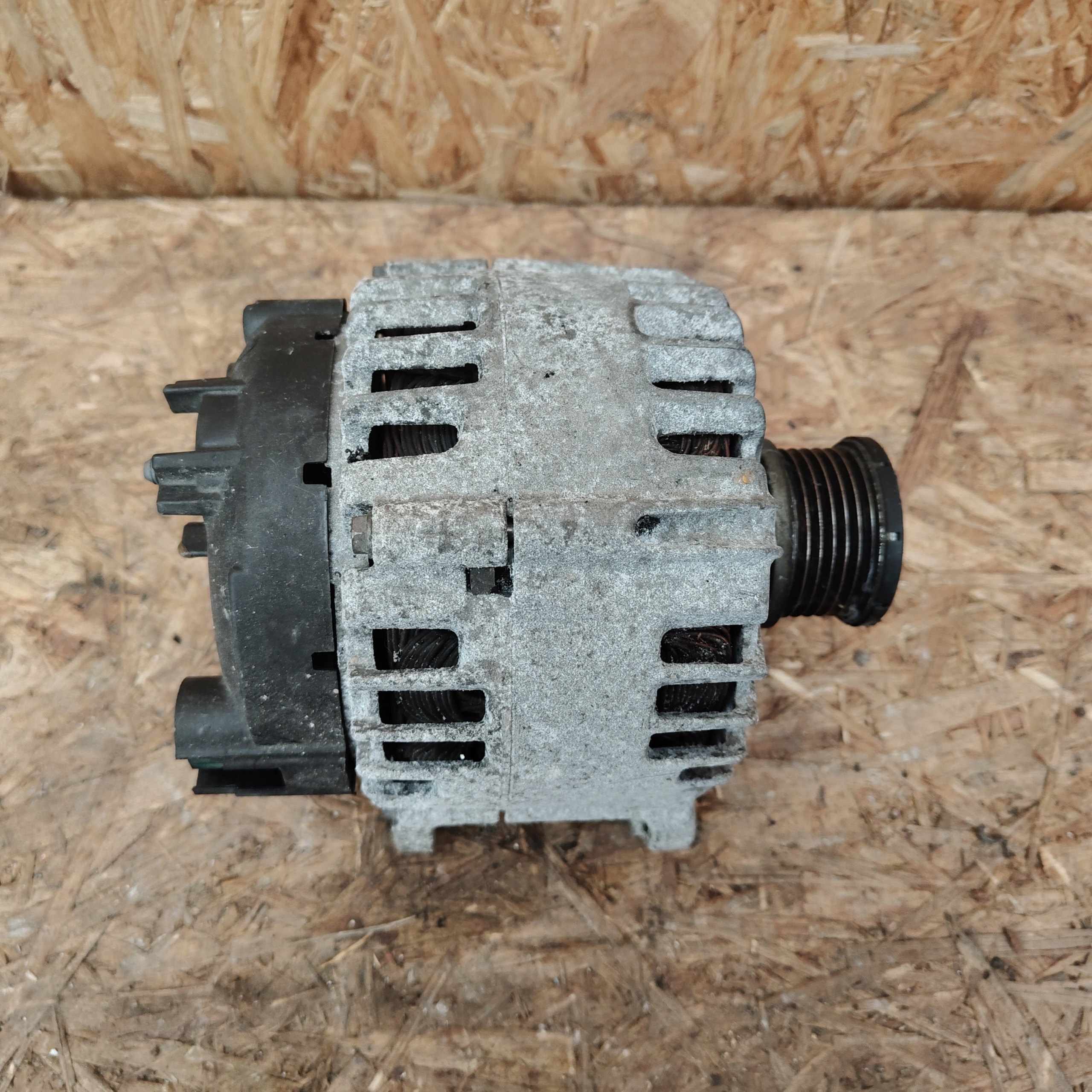ALTERNATOR VW SKODA SEAT 03l903023L 2.0